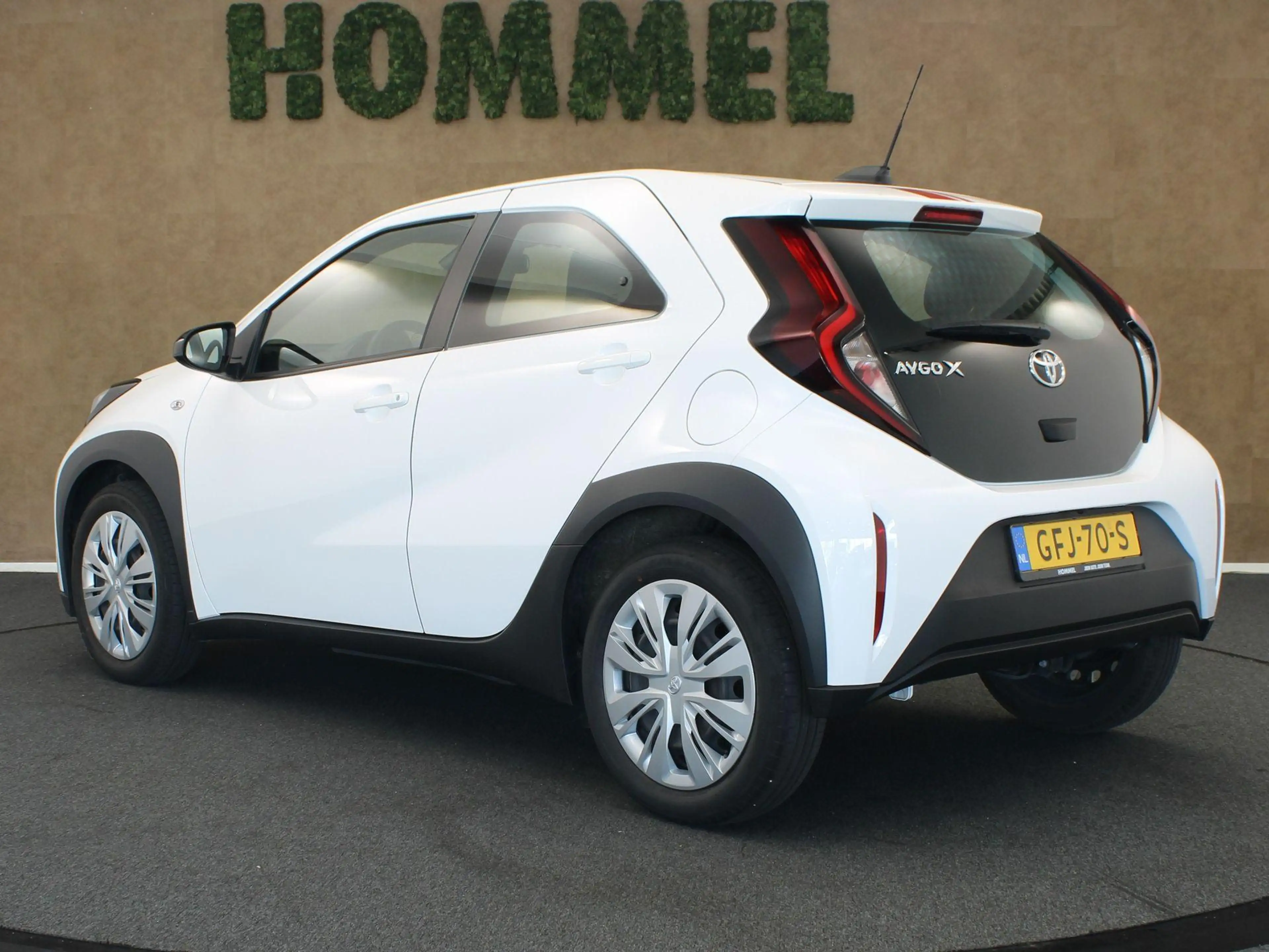 Toyota Aygo X 1.0 VVT-i MT Play - ORIGINEEL NEDERLANDSE AUTO - A — photo 14
