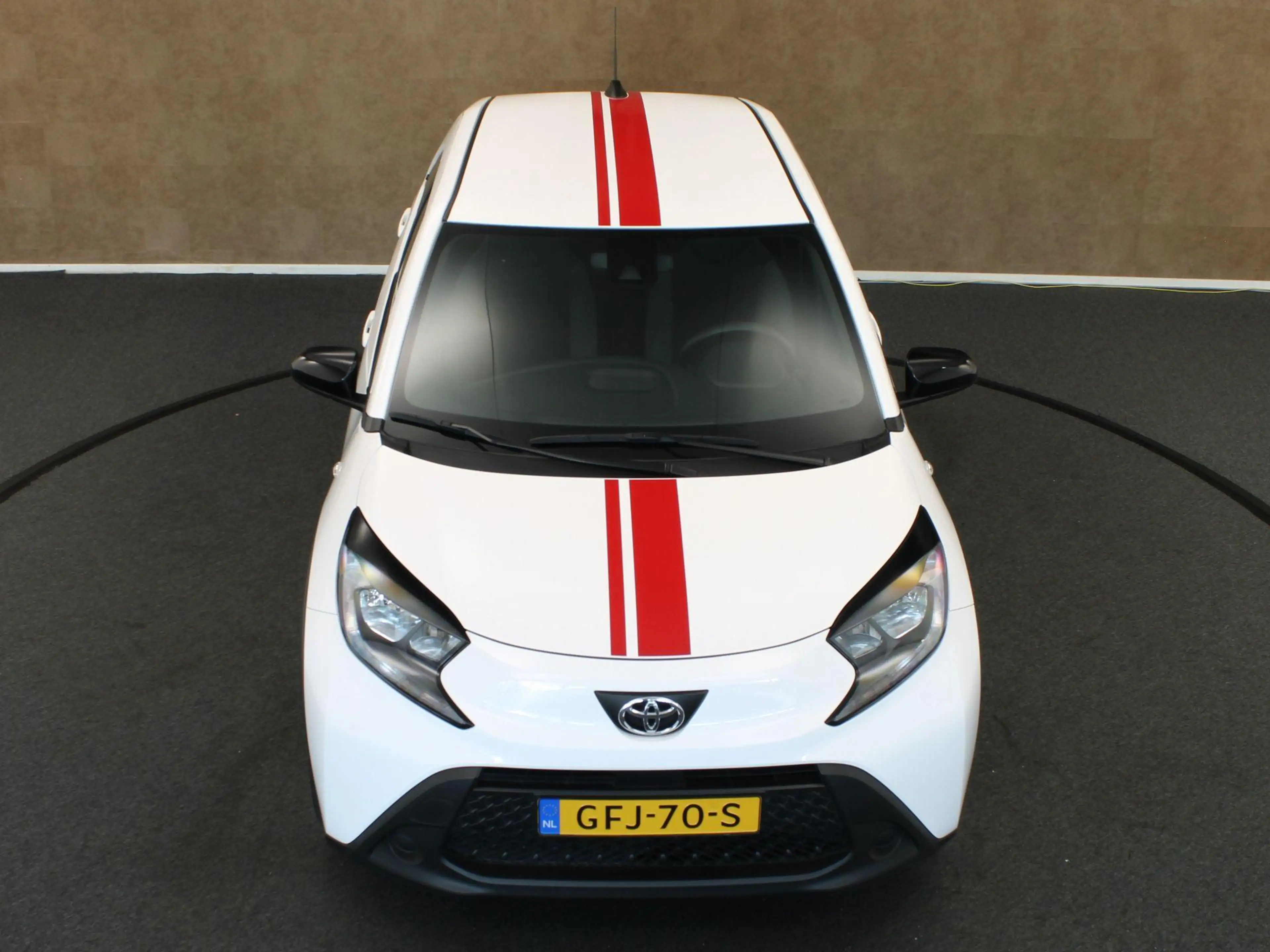 Toyota Aygo X 1.0 VVT-i MT Play - ORIGINEEL NEDERLANDSE AUTO - A — photo 15