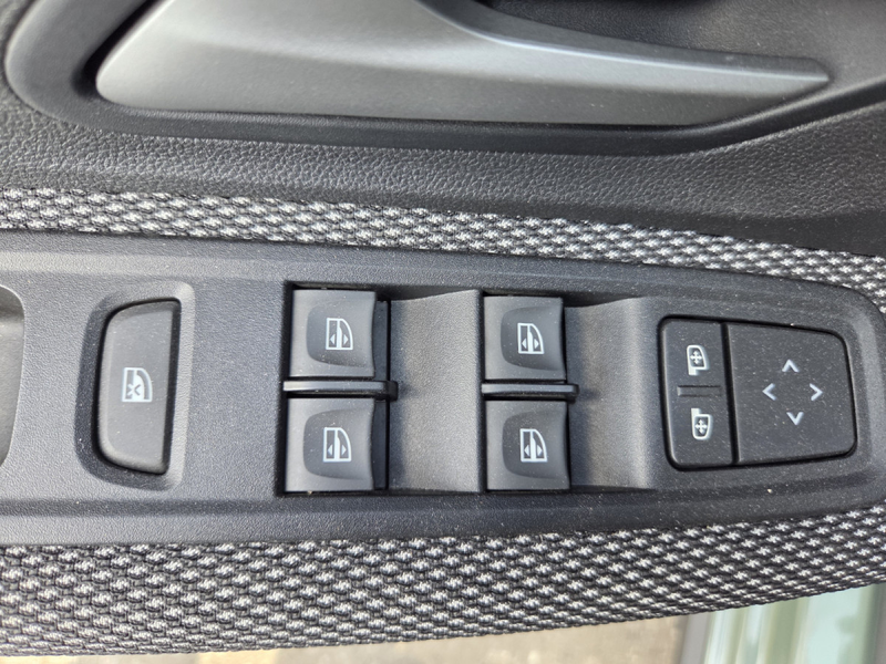 Dacia Jogger 110 CV 7 Places AM2023 Garantie 12 Mois — photo 12