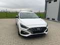 Hyundai i30 Intro Edition Mild-Hybrid 1Hand Autm Navi Weiß - thumbnail 3