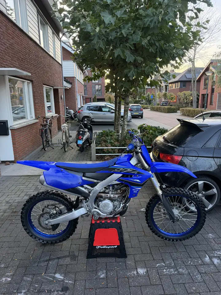 Yamaha YZ 250