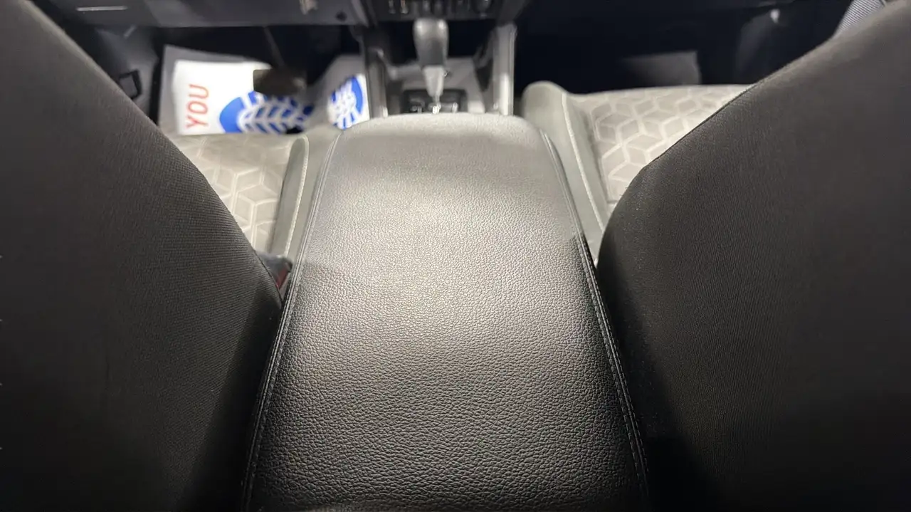 Mitsubishi RVR снимка Mitsubishi RVR
