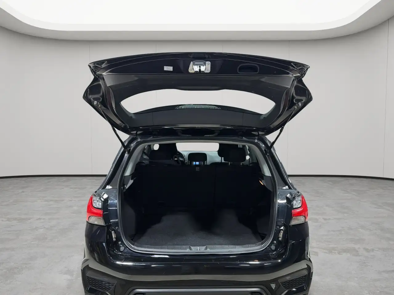 Mitsubishi RVR снимка Mitsubishi RVR