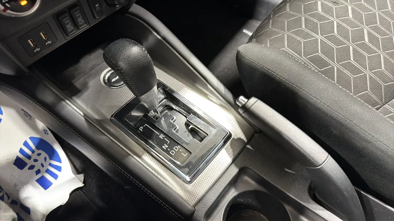 Mitsubishi RVR снимка Mitsubishi RVR
