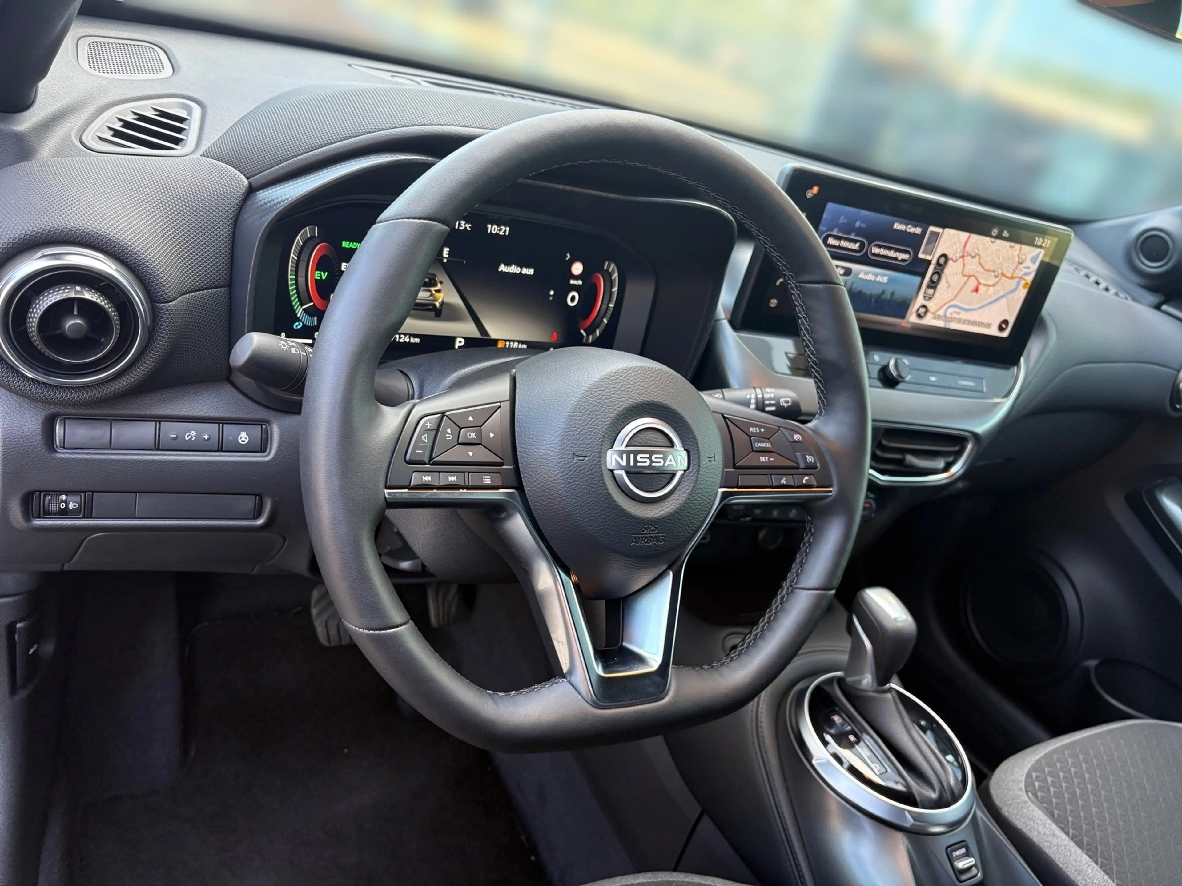 Nissan Juke 1.6 N-Connecta AUT+LED+Fernlichtass.+Kam. — photo 12