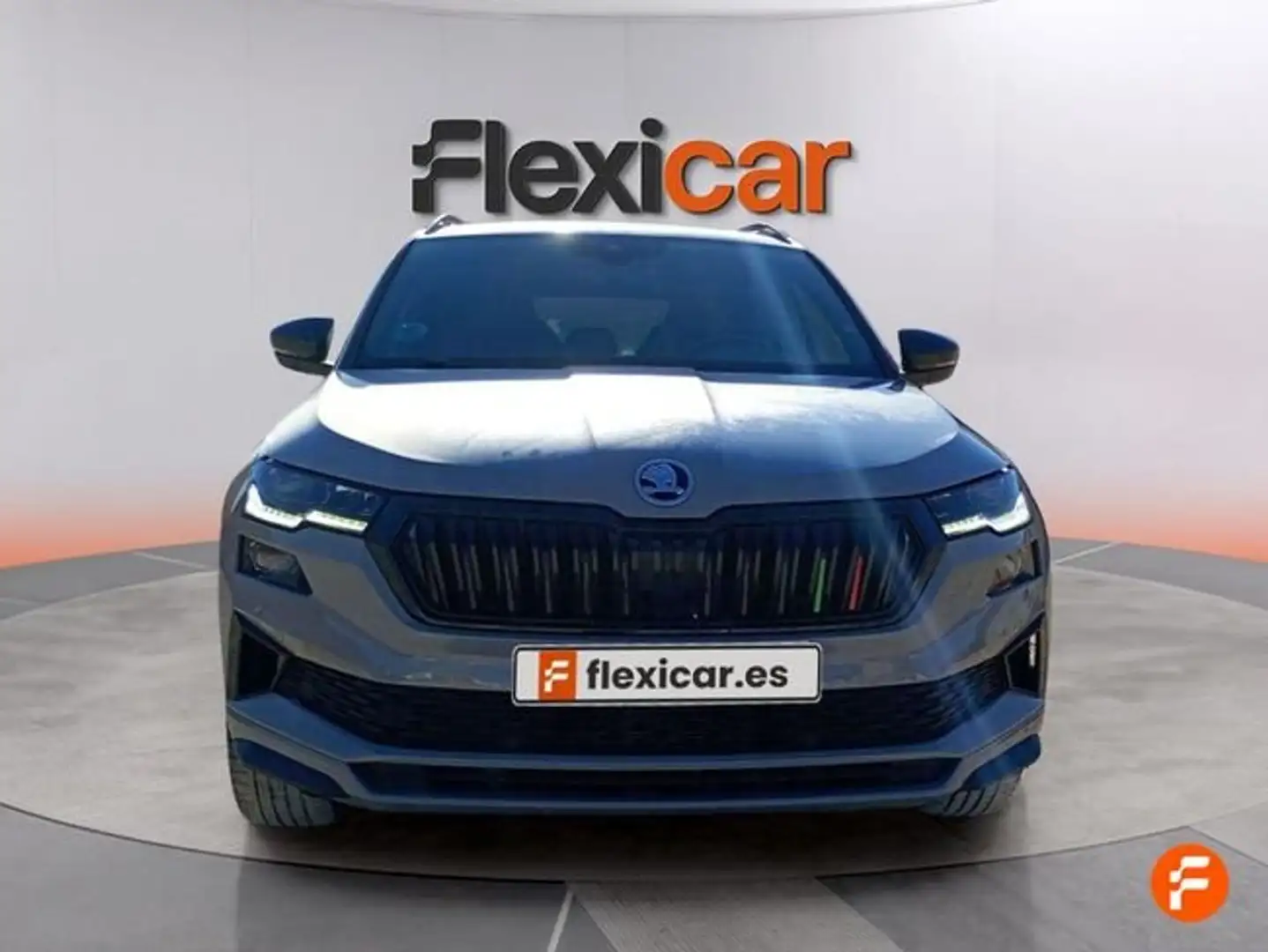 Skoda Karoq 2.0TDI AdBlue Sportline 4x4 DSG 110kW Gris - 2
