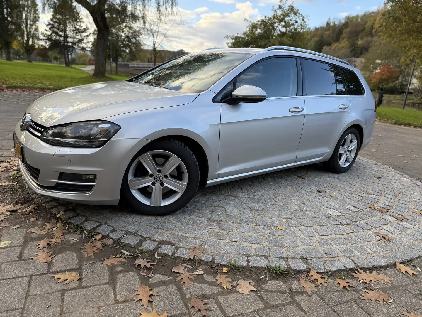 Volkswagen Golf Variant 2.0 TDI 4Motion BlueMotion Technology Highline - 2