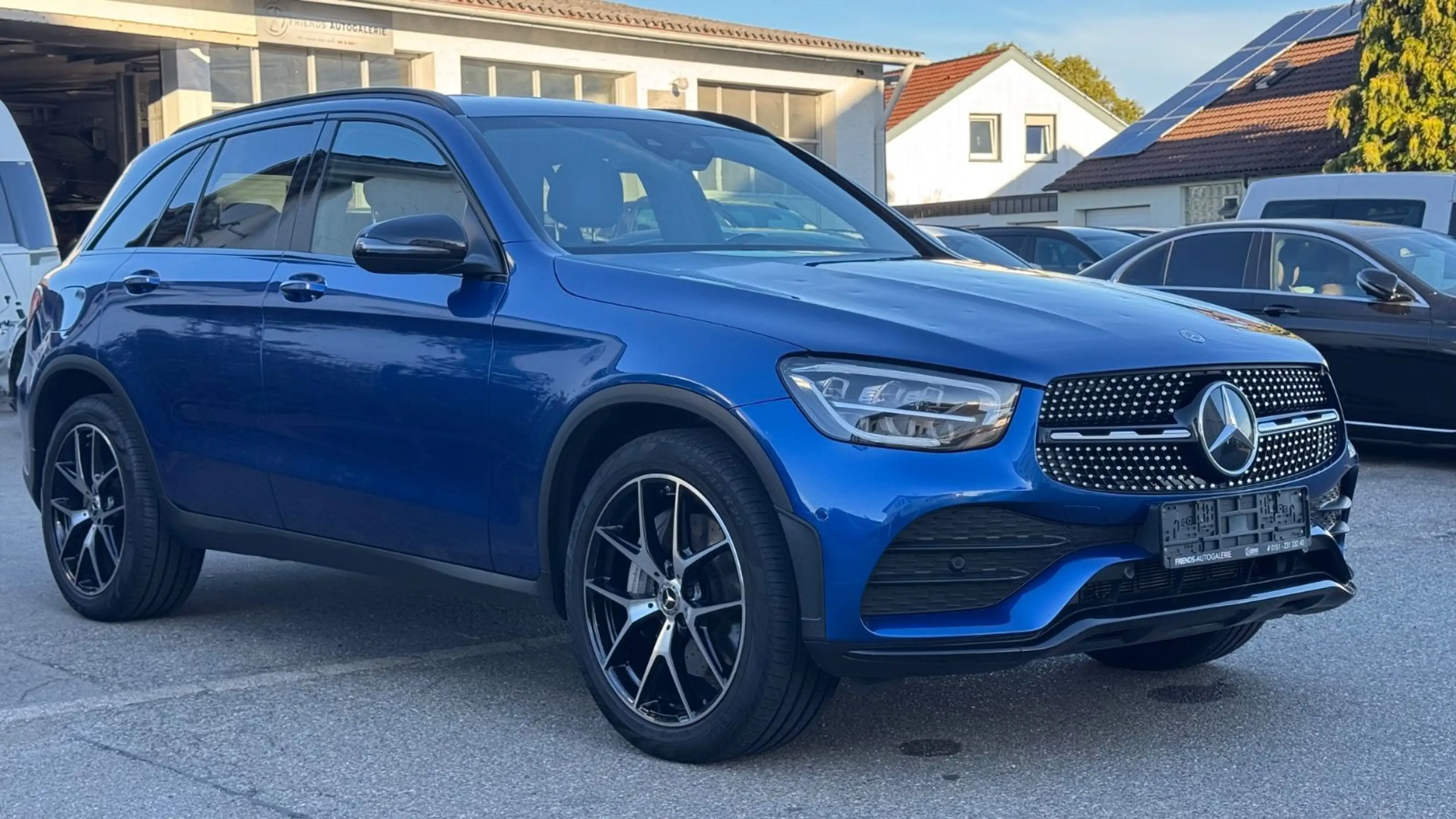 Mercedes-Benz GLC 200 4Matic*AMG-LINE*HEAD-UP* — photo 3