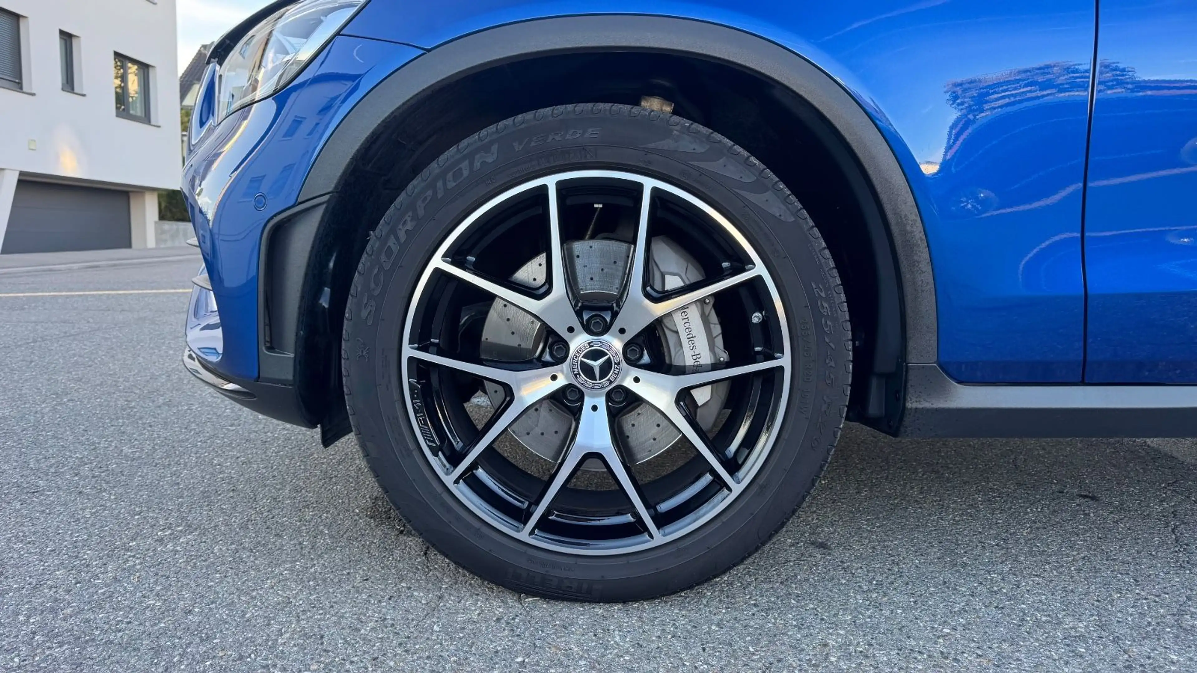 Mercedes-Benz GLC 200 4Matic*AMG-LINE*HEAD-UP* — photo 9
