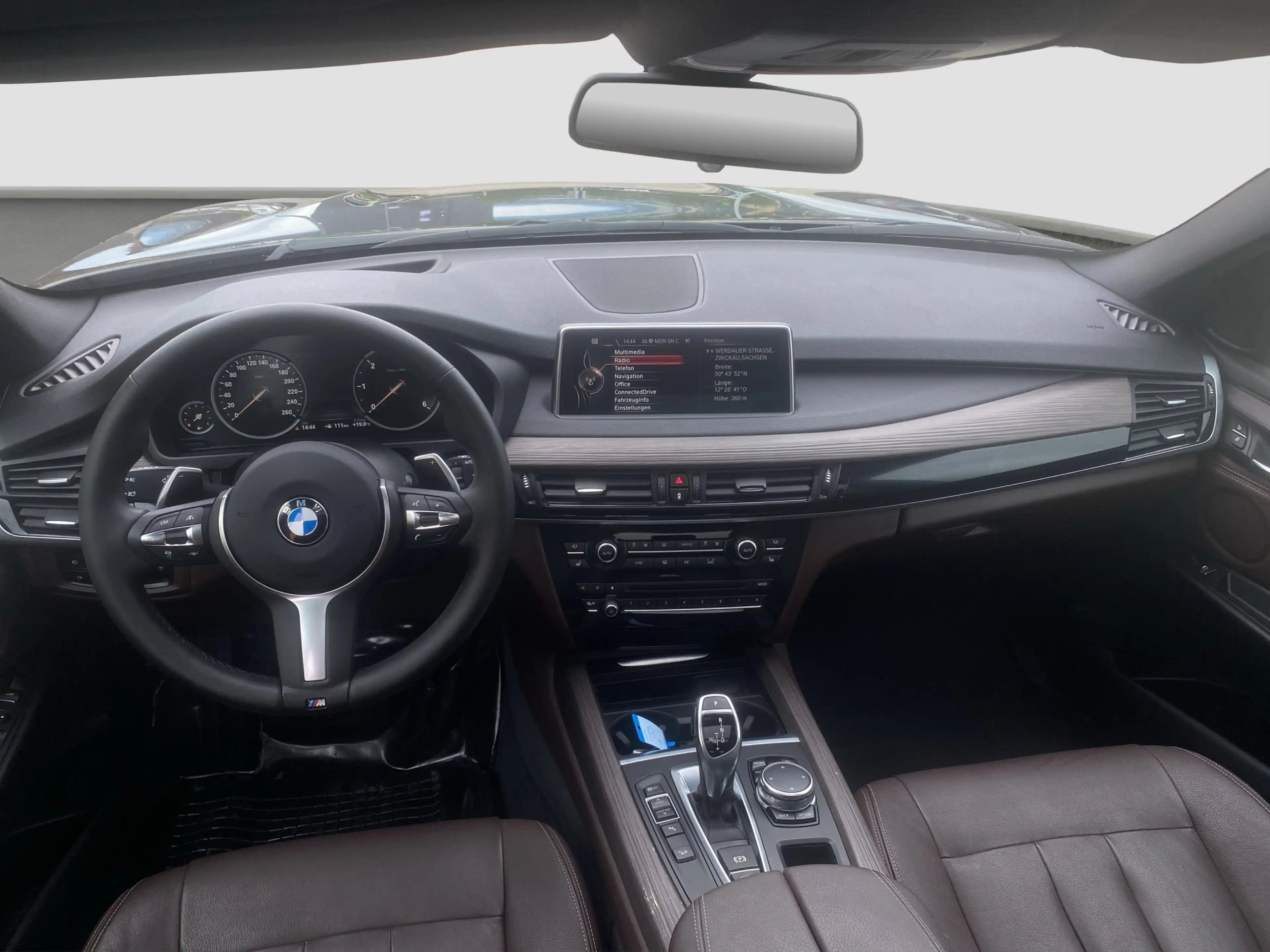 BMW X5 xDrive 30d Xenon ACC Pano SpurAss AHK HUD HiFi — photo 12