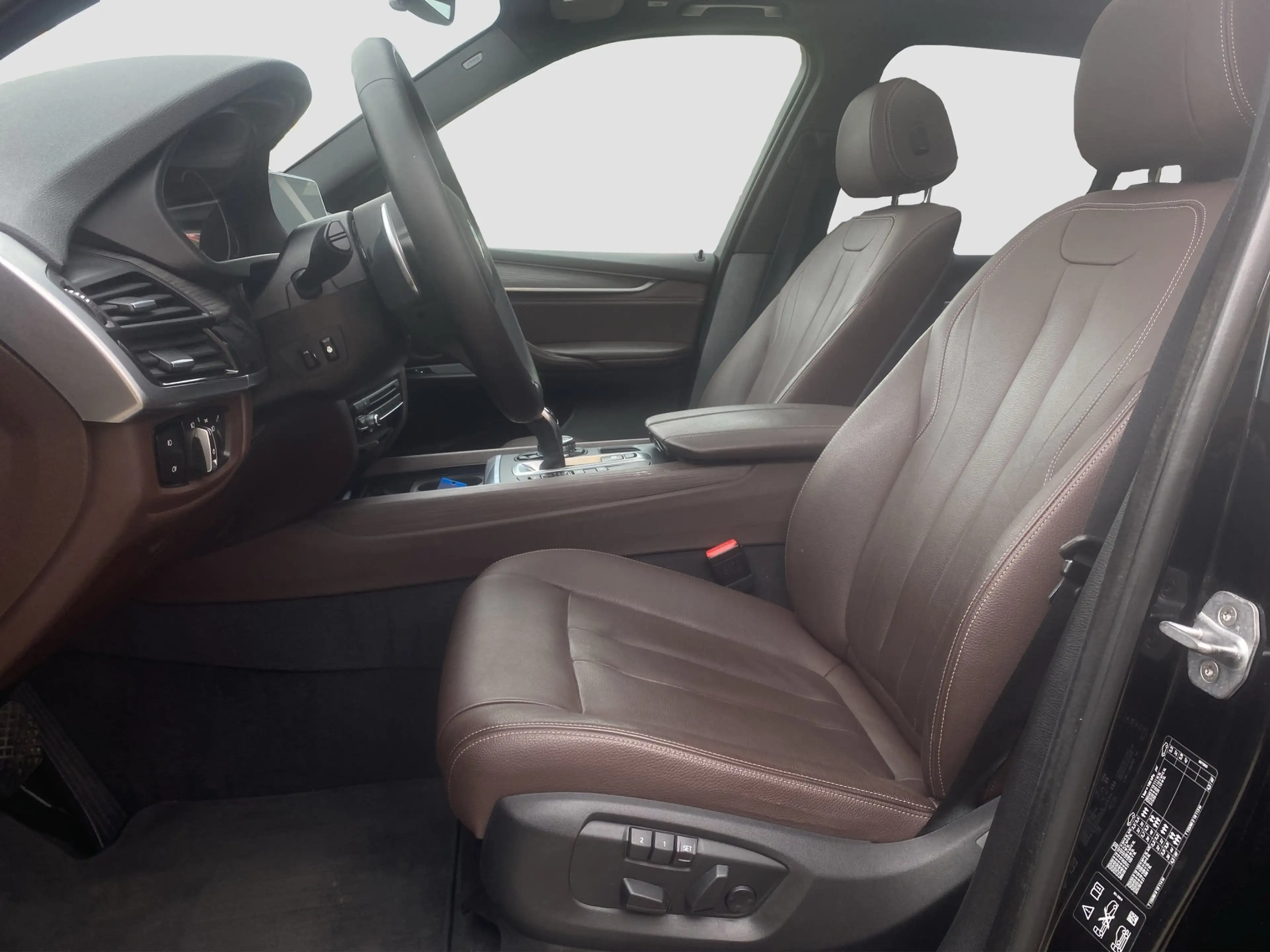 BMW X5 xDrive 30d Xenon ACC Pano SpurAss AHK HUD HiFi — photo 11