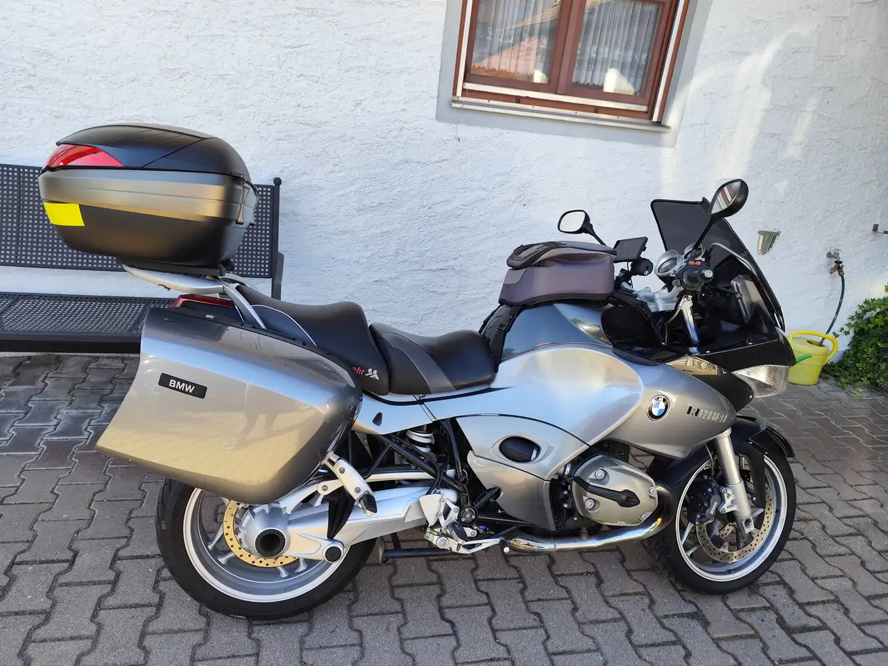BMW R 1200 ST
