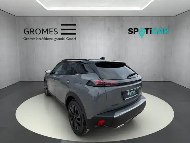 Peugeot 2008 view 5