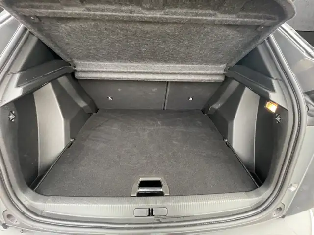 Peugeot 2008 view 7