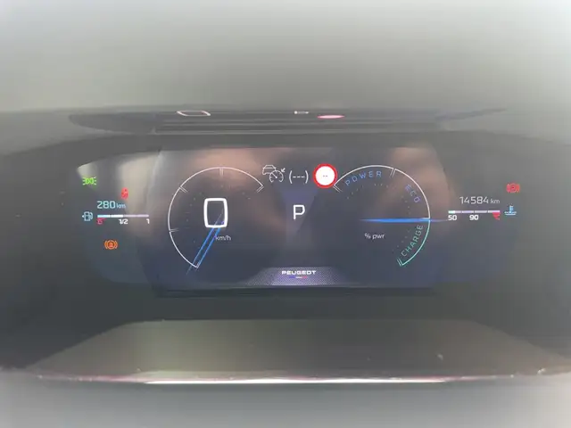 Peugeot 2008 view 15