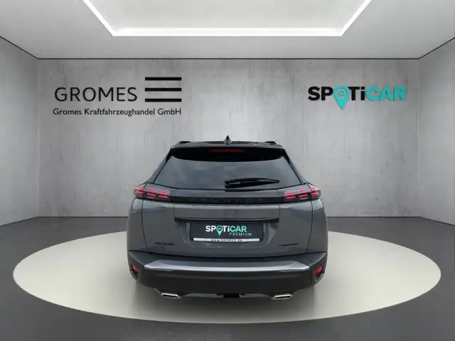 Peugeot 2008 view 4