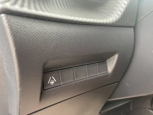 Peugeot 2008 view 20