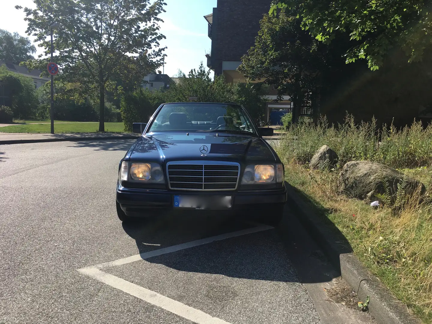 Mercedes-Benz E 200 final edition Blau - 2