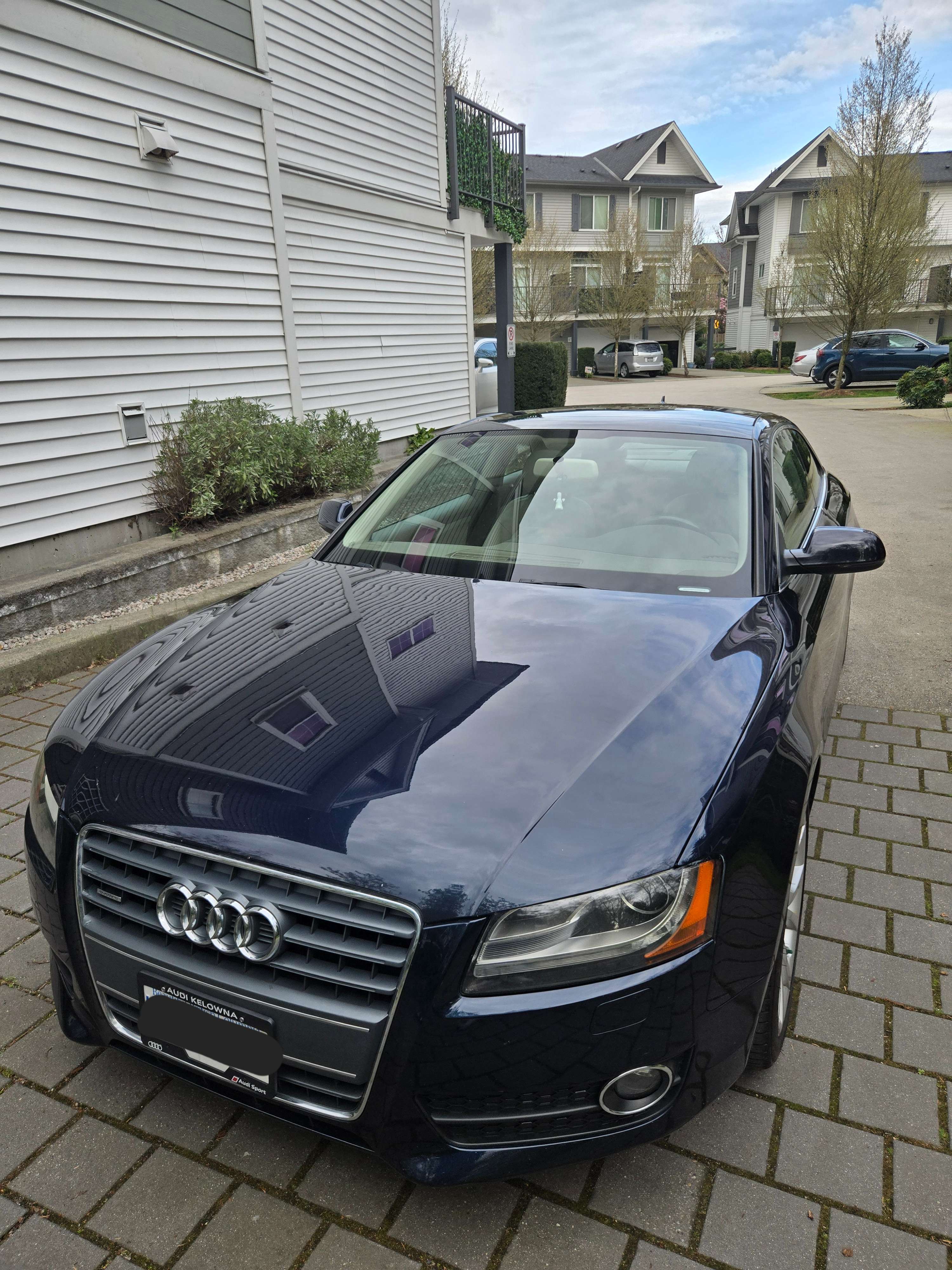 2010 Audi A5 2dr Cpe Man 2.0L alt 2