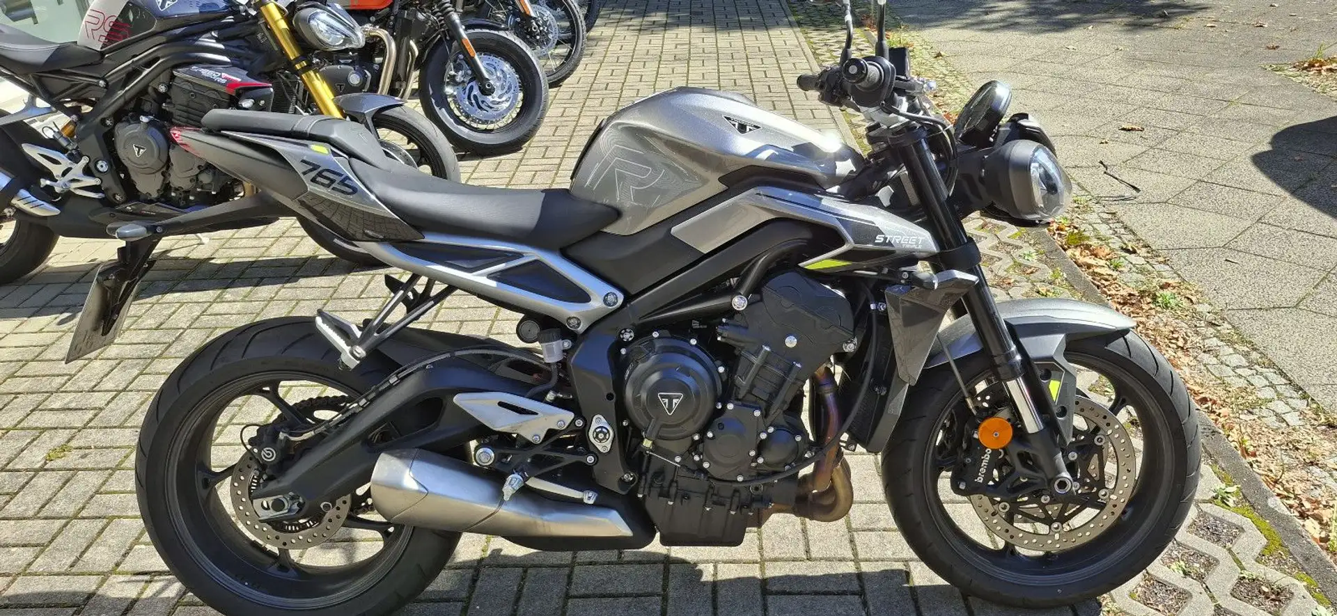 Triumph Street Triple R NEUZUGANG TOP - 1