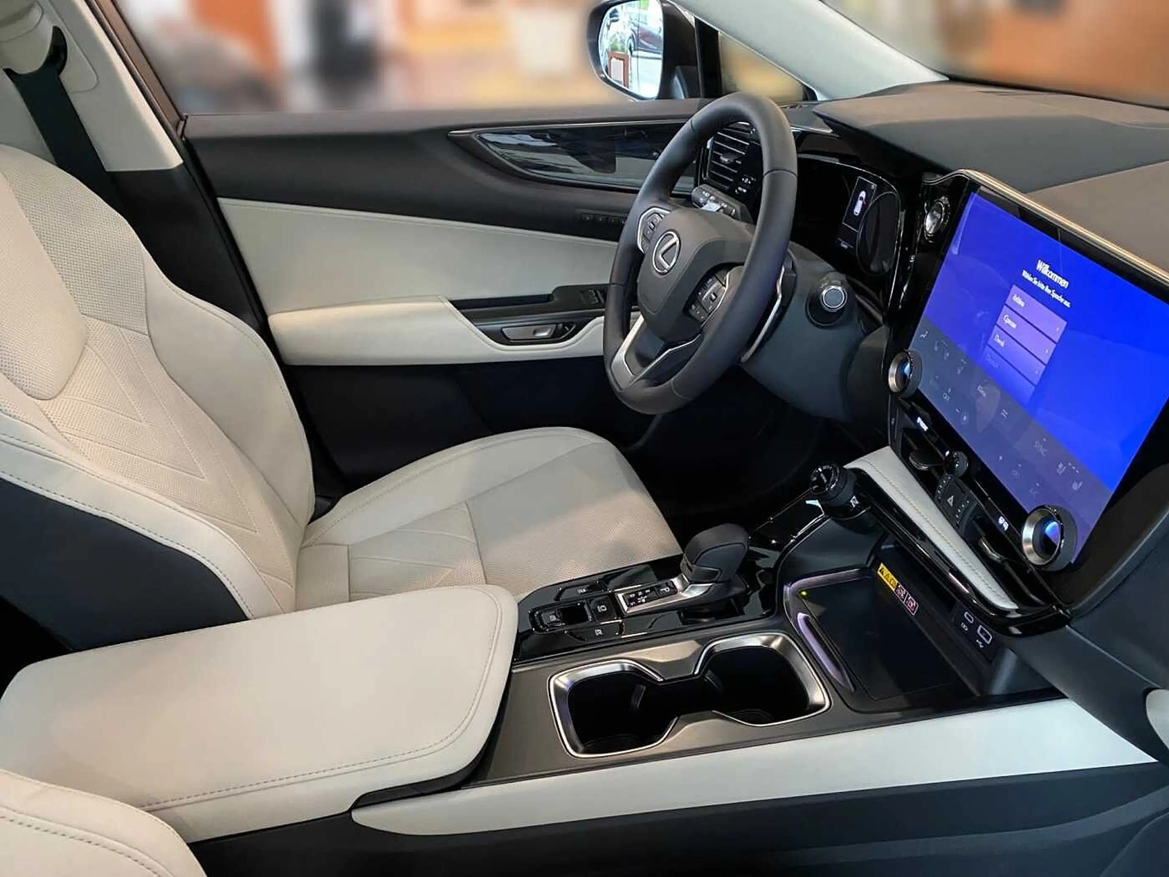 Lexus NX 350h Business Line BUSINESS-P. KAMERA — photo 4