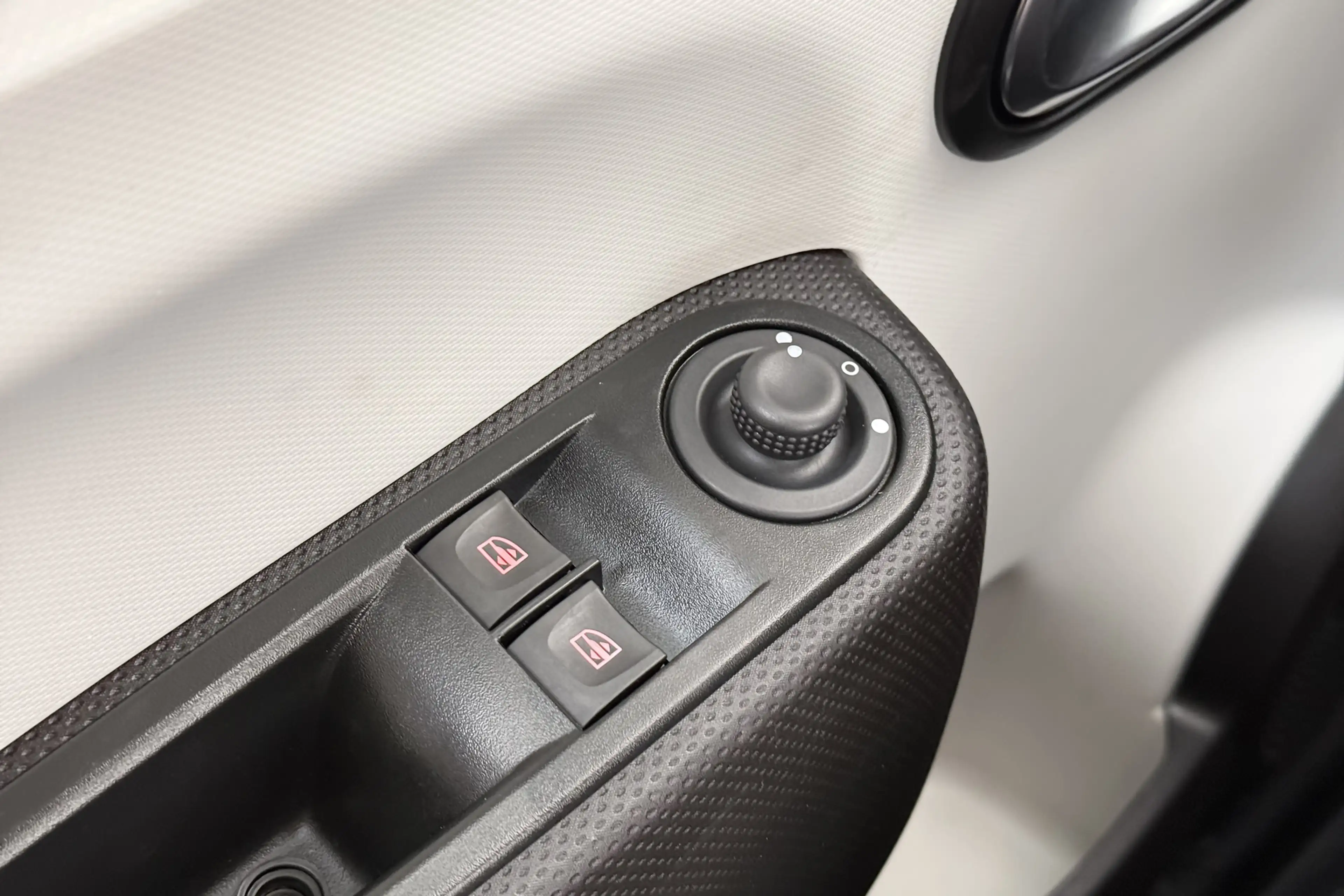 Renault Twingo 1.0 74 PK SCe Collection Cruise DAB Bluetooth LED — photo 16
