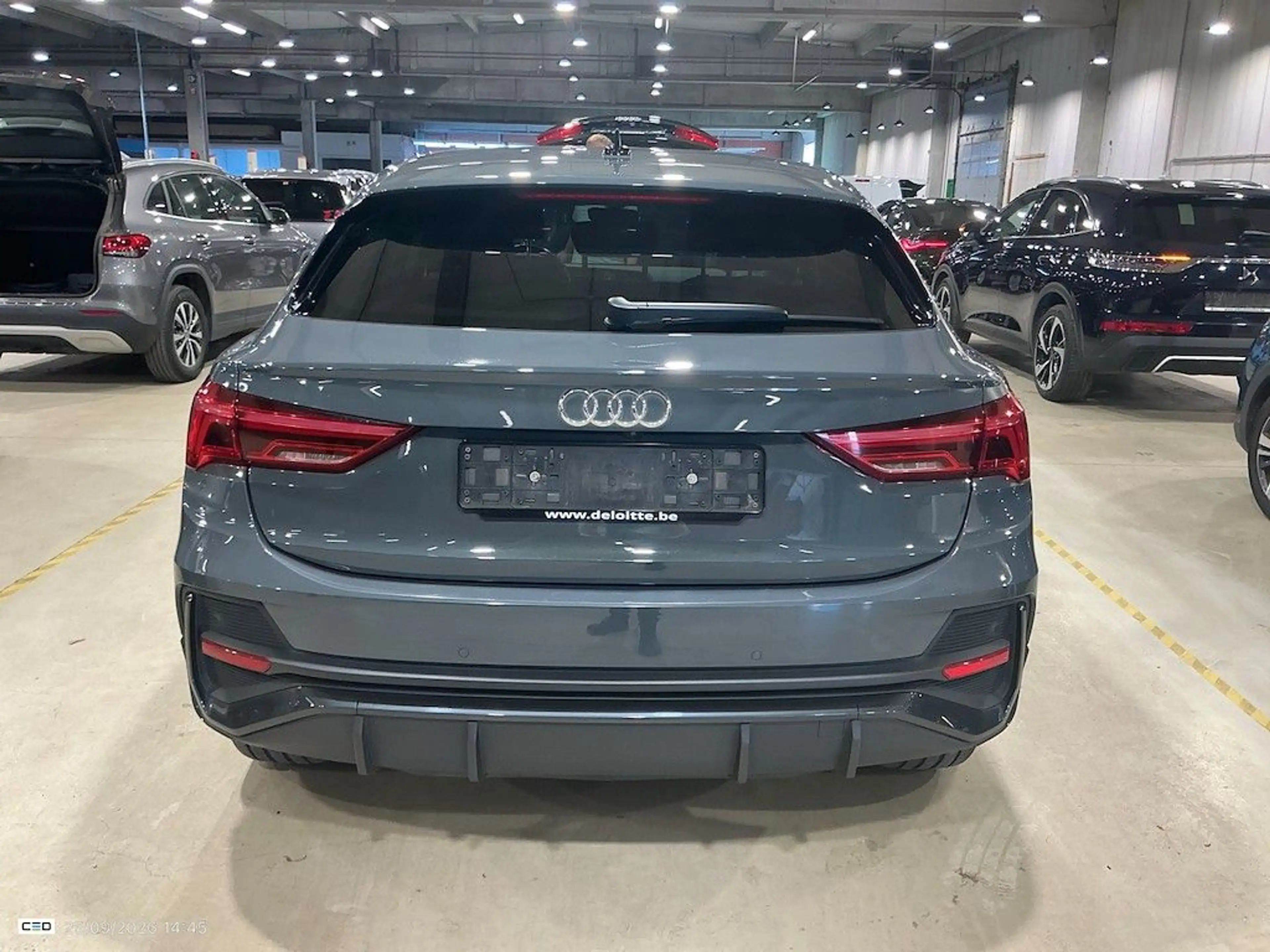 Audi Q3 1.4 45 TFSI E S TRONIC LEDER — photo 5
