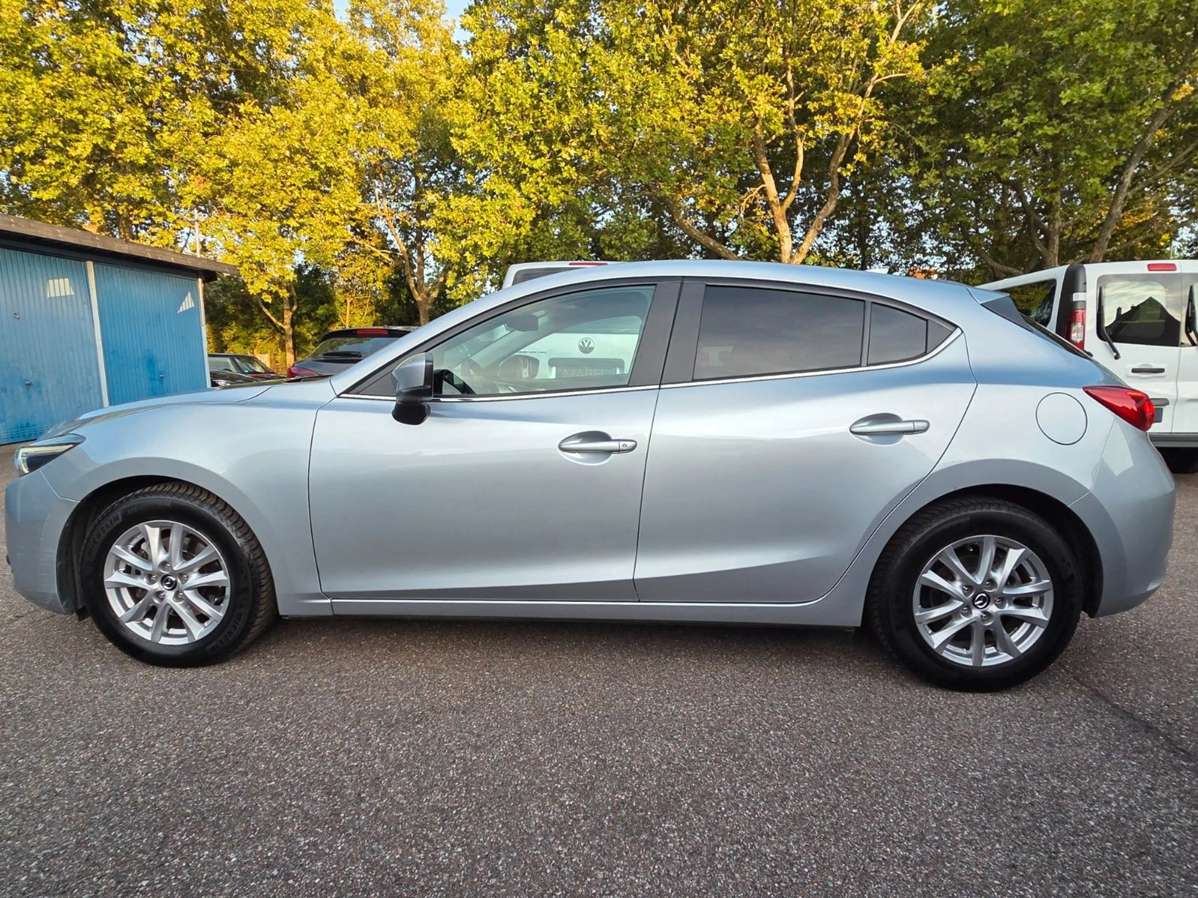 Mazda 3 Limo 2.0 SKYACTIV-G Exclusive-Line +AUTOMATIK+ — photo 8