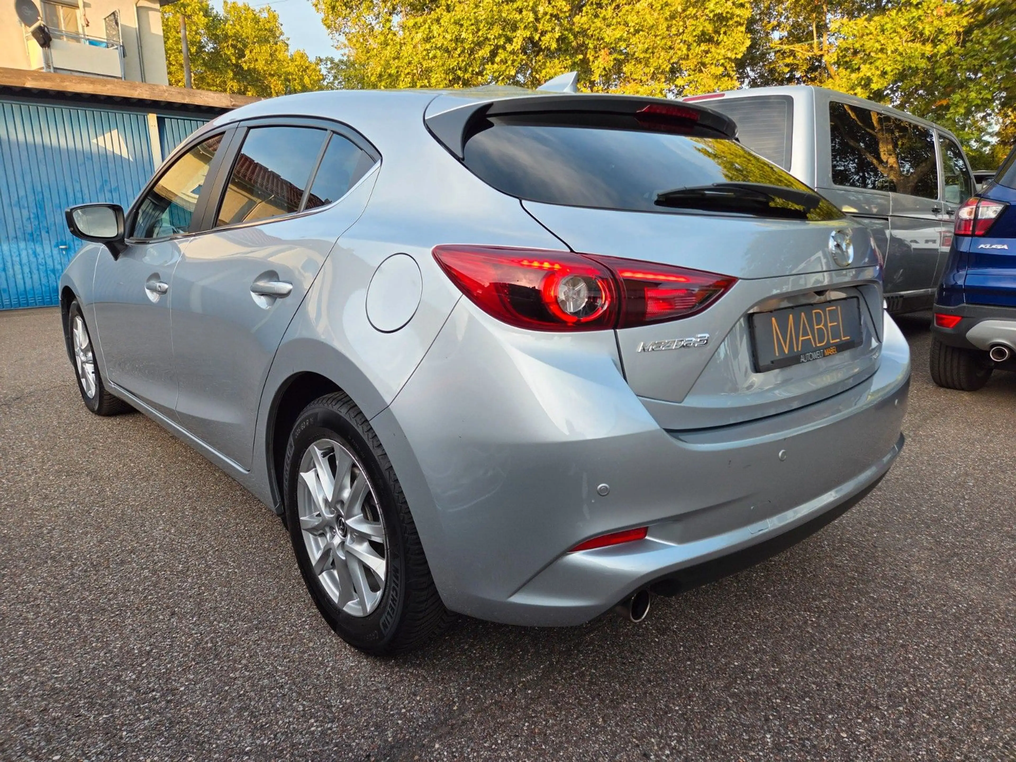 Mazda 3 Limo 2.0 SKYACTIV-G Exclusive-Line +AUTOMATIK+ — photo 7