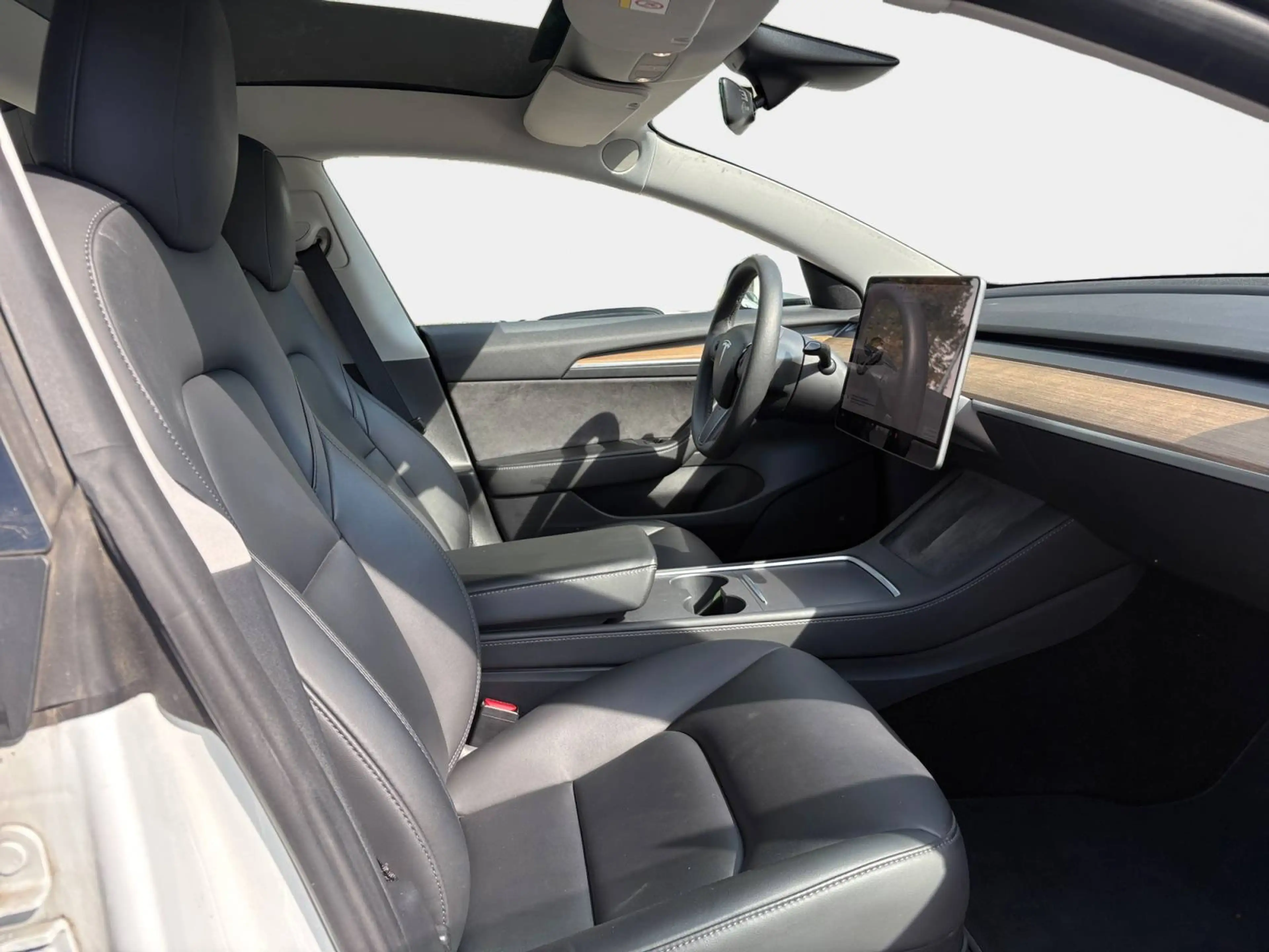 Tesla Model 3 Basis RWD — photo 15