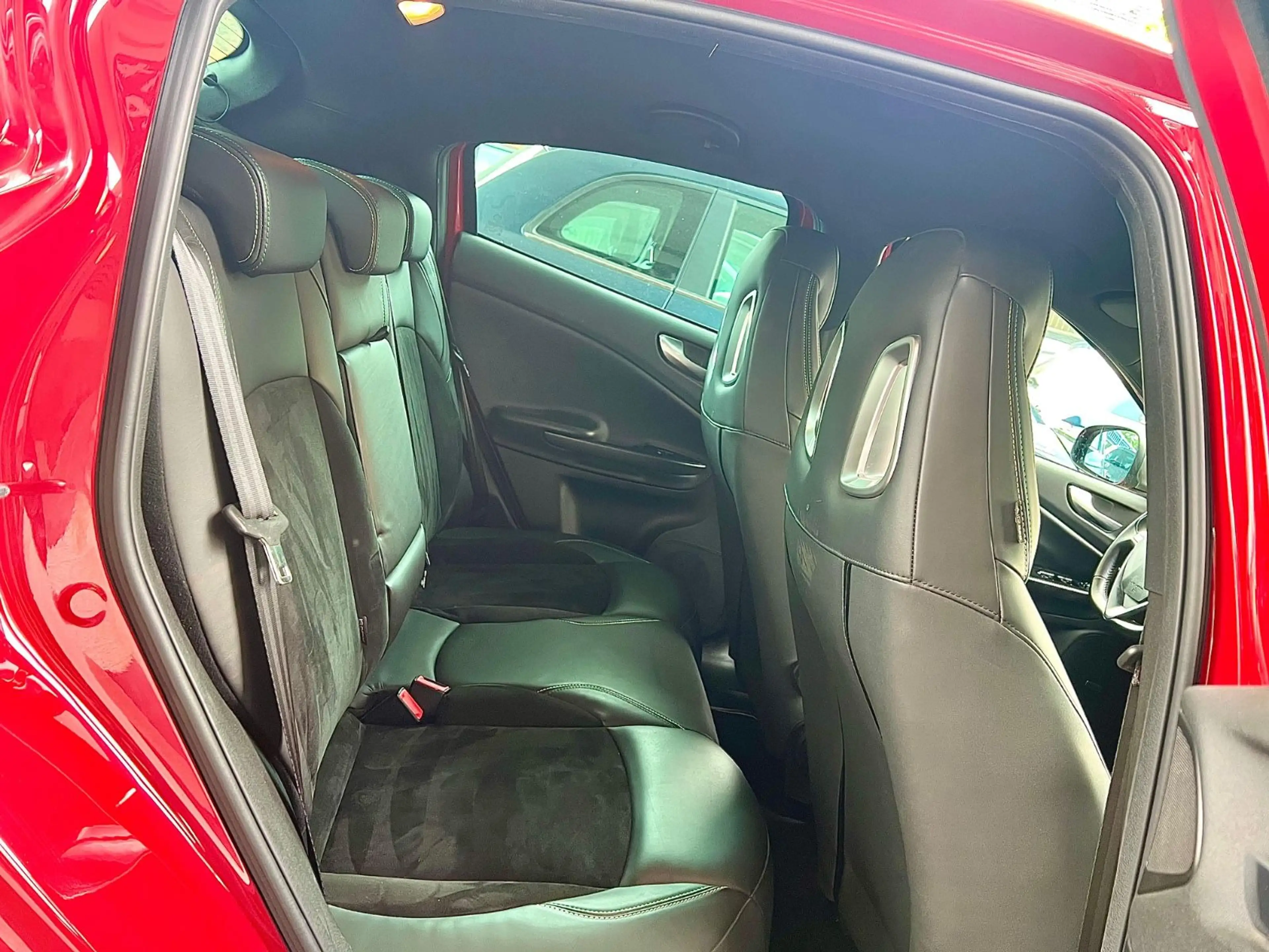 Alfa Romeo Giulietta Quadrifoglio Verde *19ZOLL*RAGAZZON* — photo 10