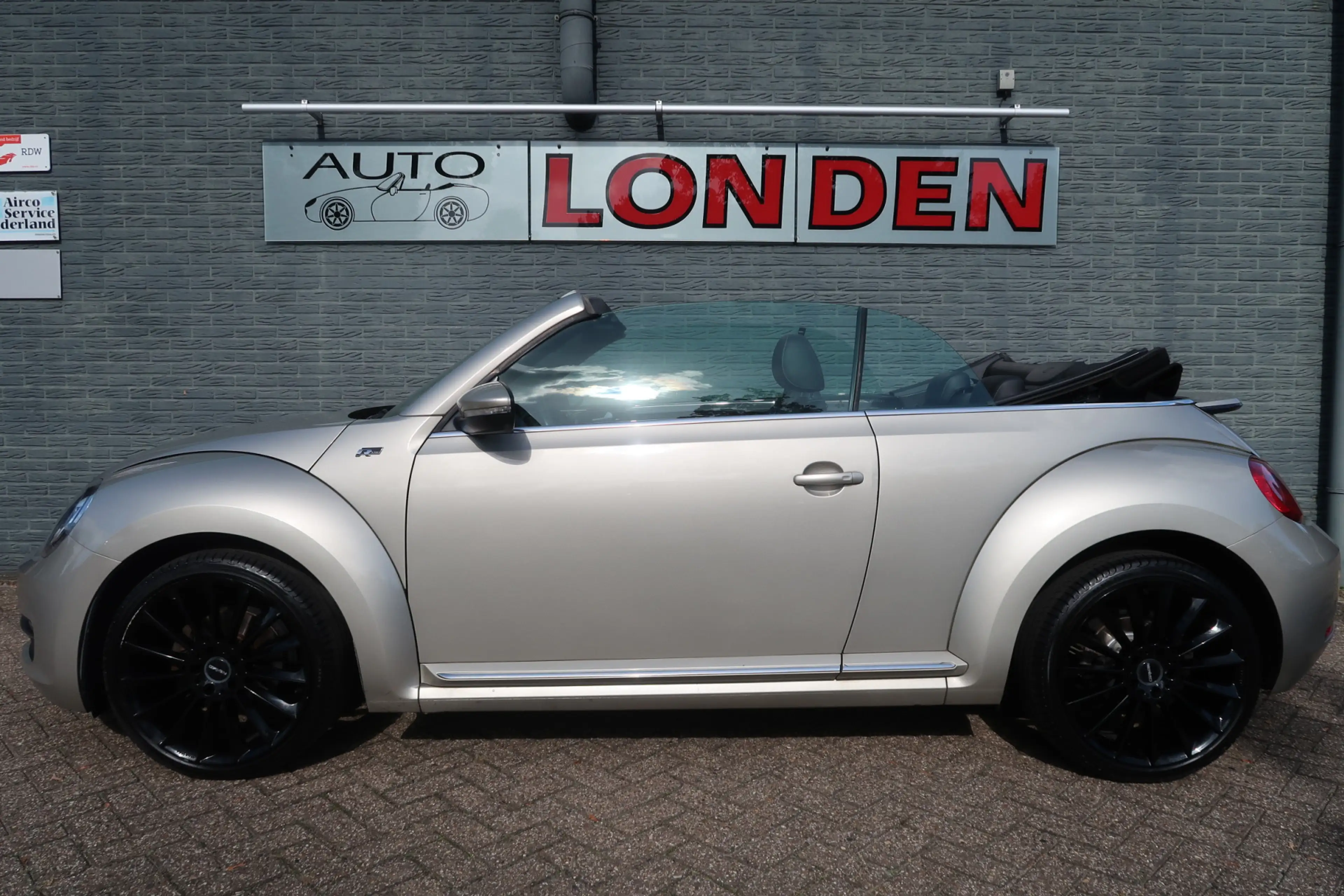 Volkswagen Beetle Cabriolet 1.2 TSI Design Bij ons bedrijf in onderh — photo 2