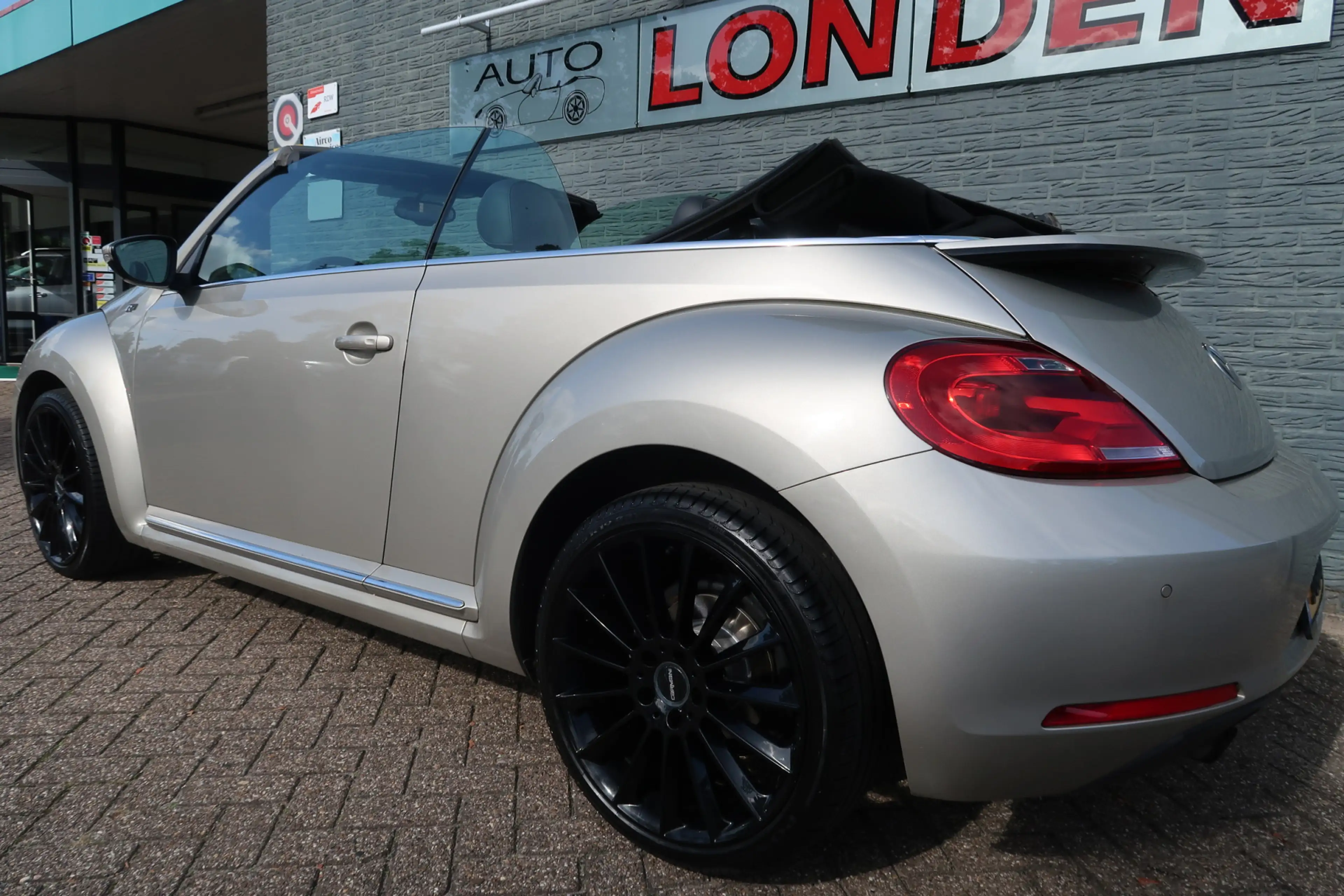 Volkswagen Beetle Cabriolet 1.2 TSI Design Bij ons bedrijf in onderh — photo 11
