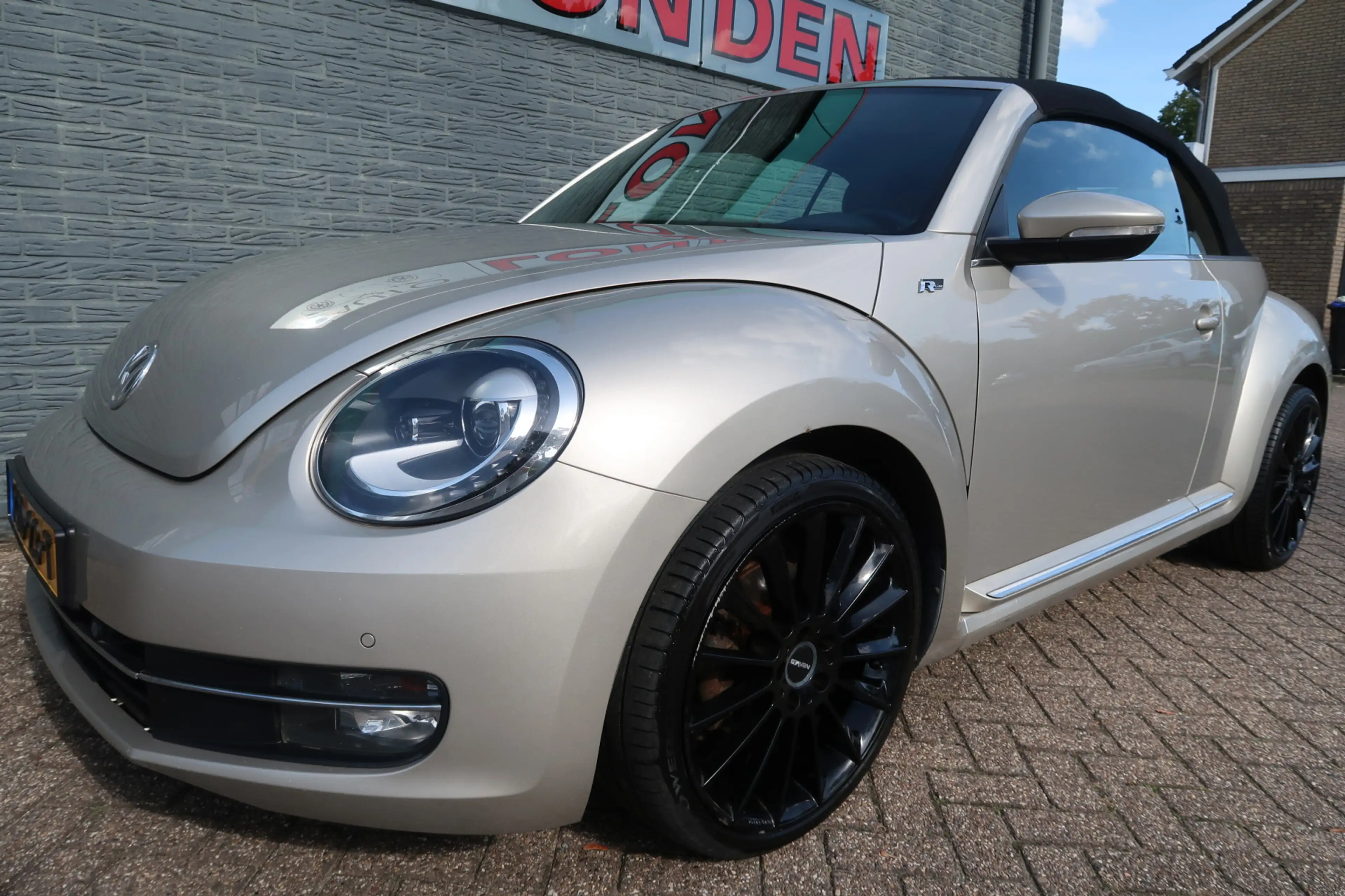 Volkswagen Beetle Cabriolet 1.2 TSI Design Bij ons bedrijf in onderh — photo 13