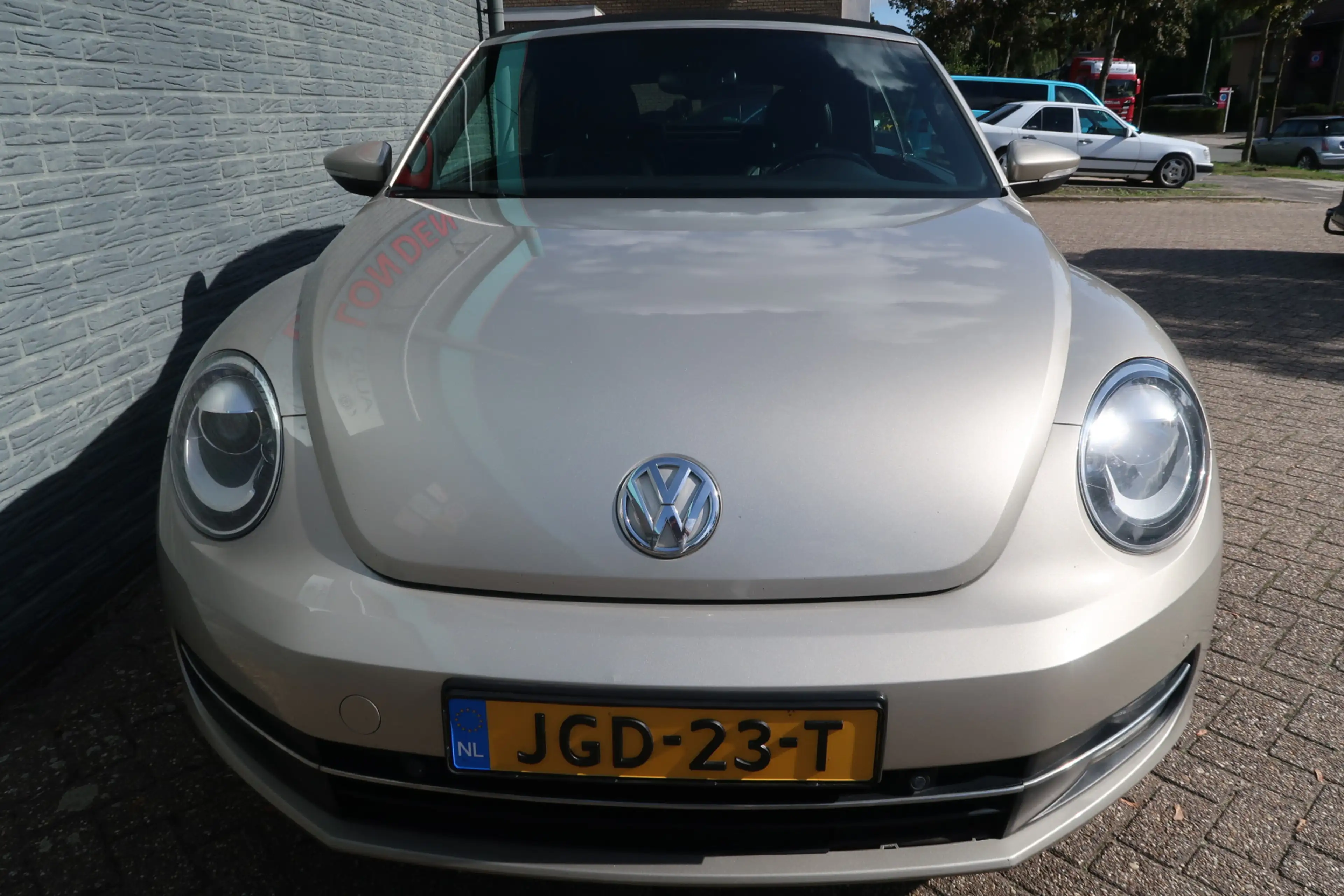 Volkswagen Beetle Cabriolet 1.2 TSI Design Bij ons bedrijf in onderh — photo 3