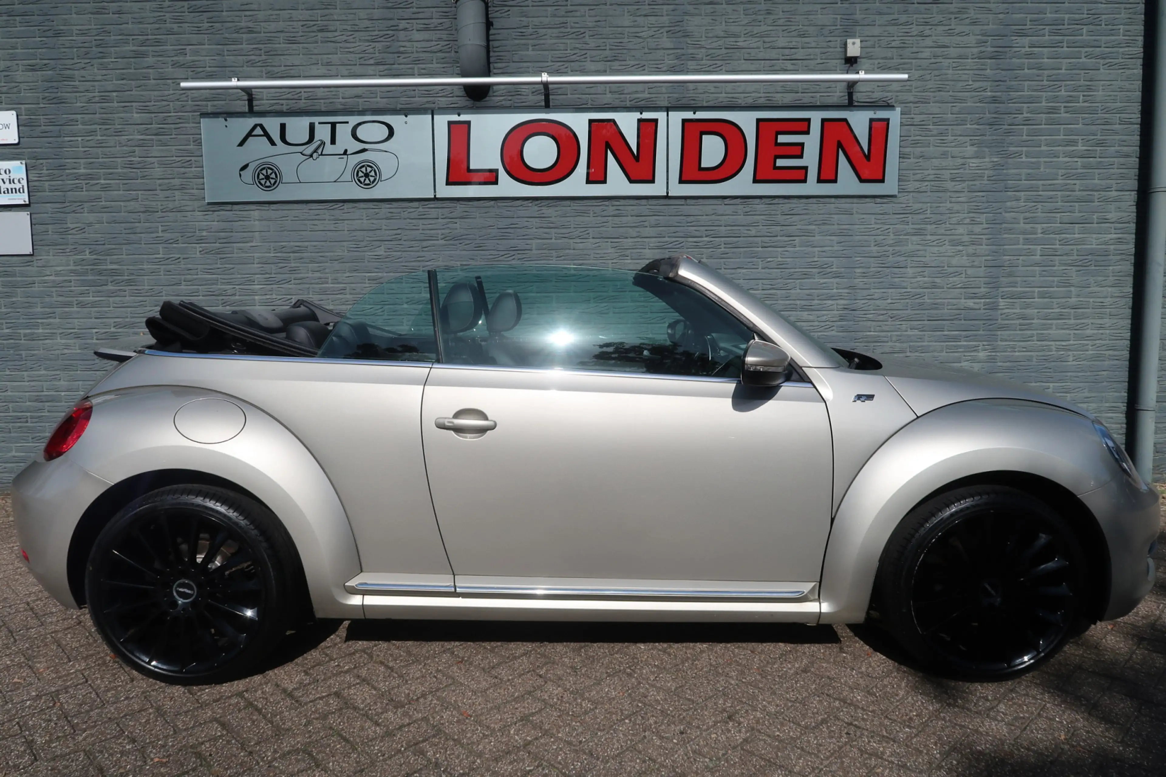 Volkswagen Beetle Cabriolet 1.2 TSI Design Bij ons bedrijf in onderh — photo 33