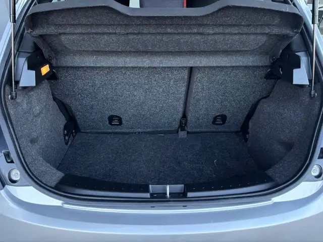 Lancia Ypsilon view 11