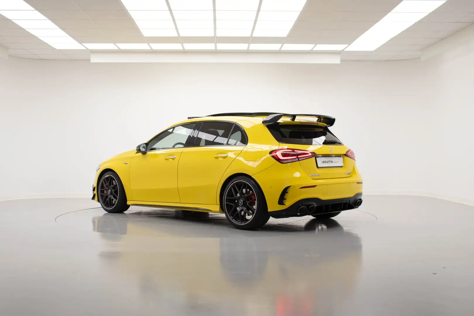 Mercedes-Benz A 45 AMG A 45S AMG 4Matic Giallo - 2