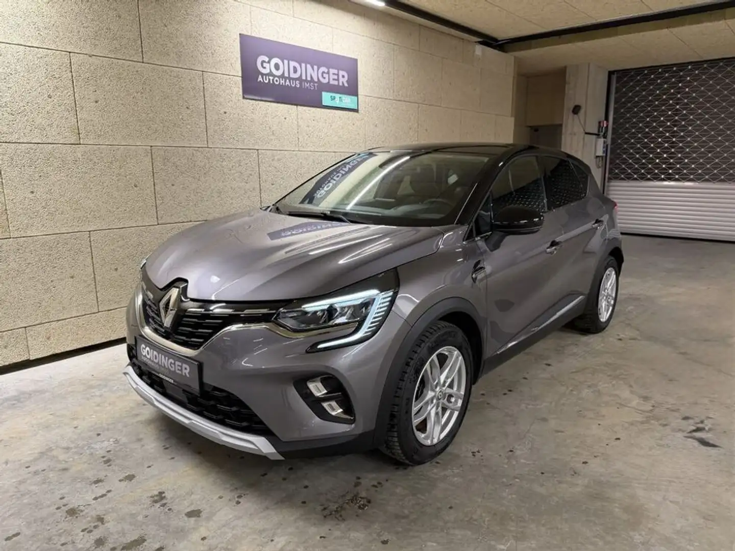 Renault Captur E-Tech Hybrid 145 Techno ''1. Besitz'' Grau - 1