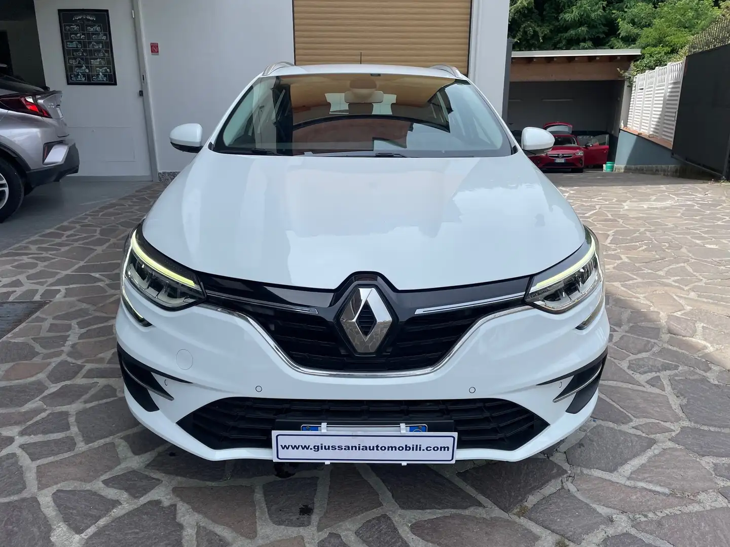 Renault Megane Megane Sporter 1.5 blue dci Business 115cv edc Bianco - 2