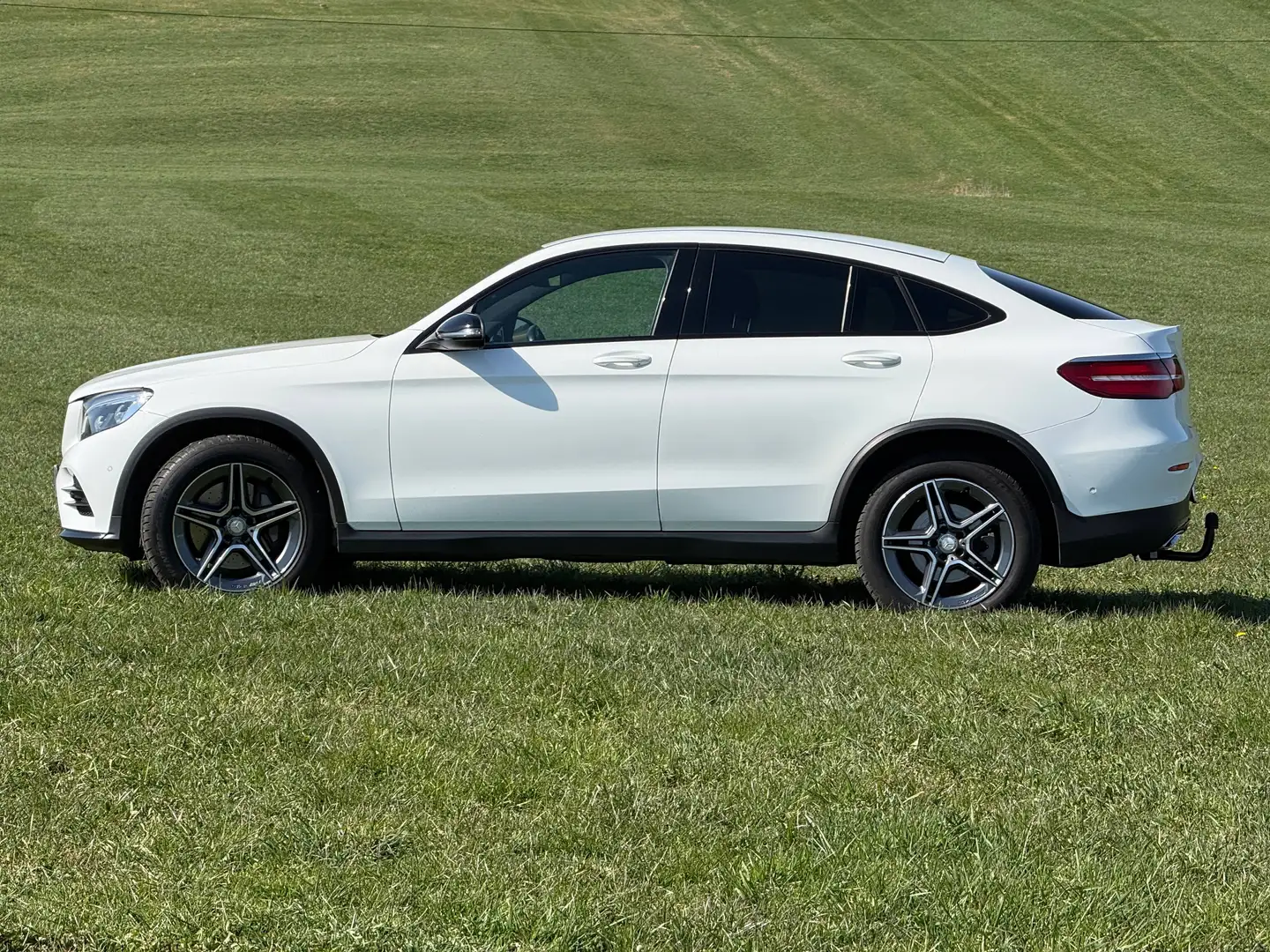 Mercedes-Benz GLC 220 GLC 220 d Coupé 4MATIC Aut. Weiß - 2