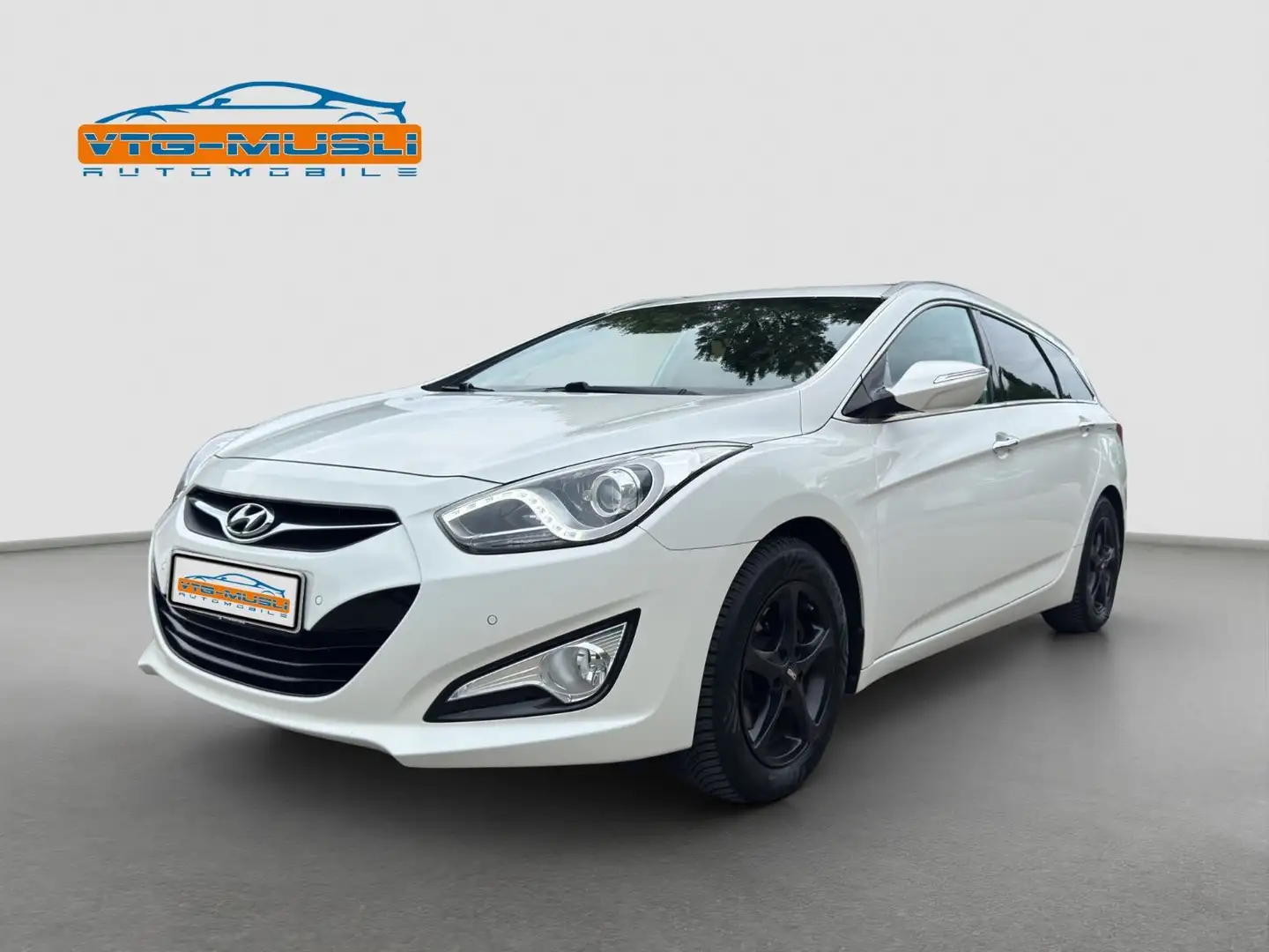 Hyundai i40 cw Style 2.0 * 177 PS * Bi-Fuel Autogas * White - 1