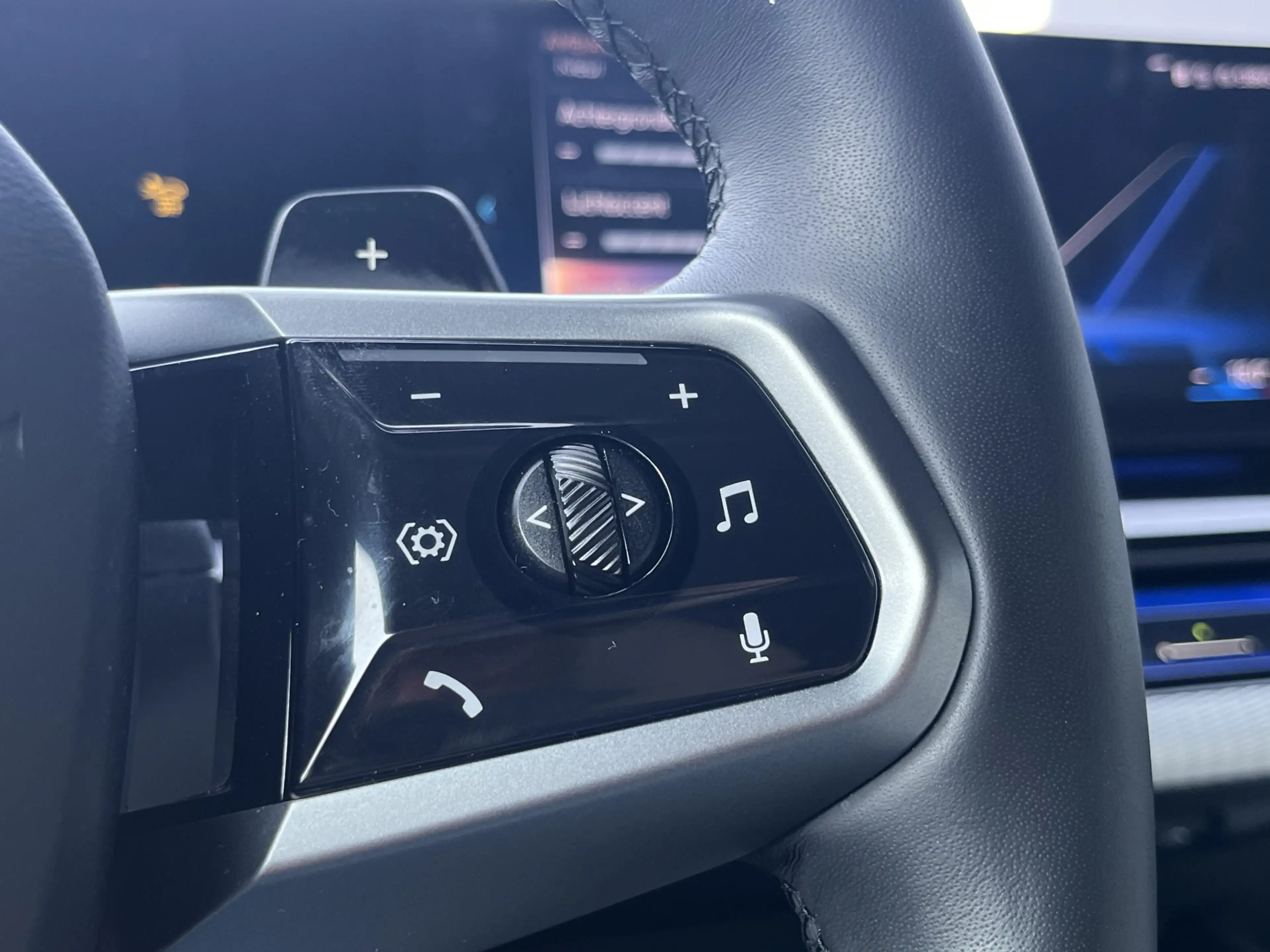 BMW 550 5-serie Touring 550e xDrive M-Sport Pro | Panorama — photo 14