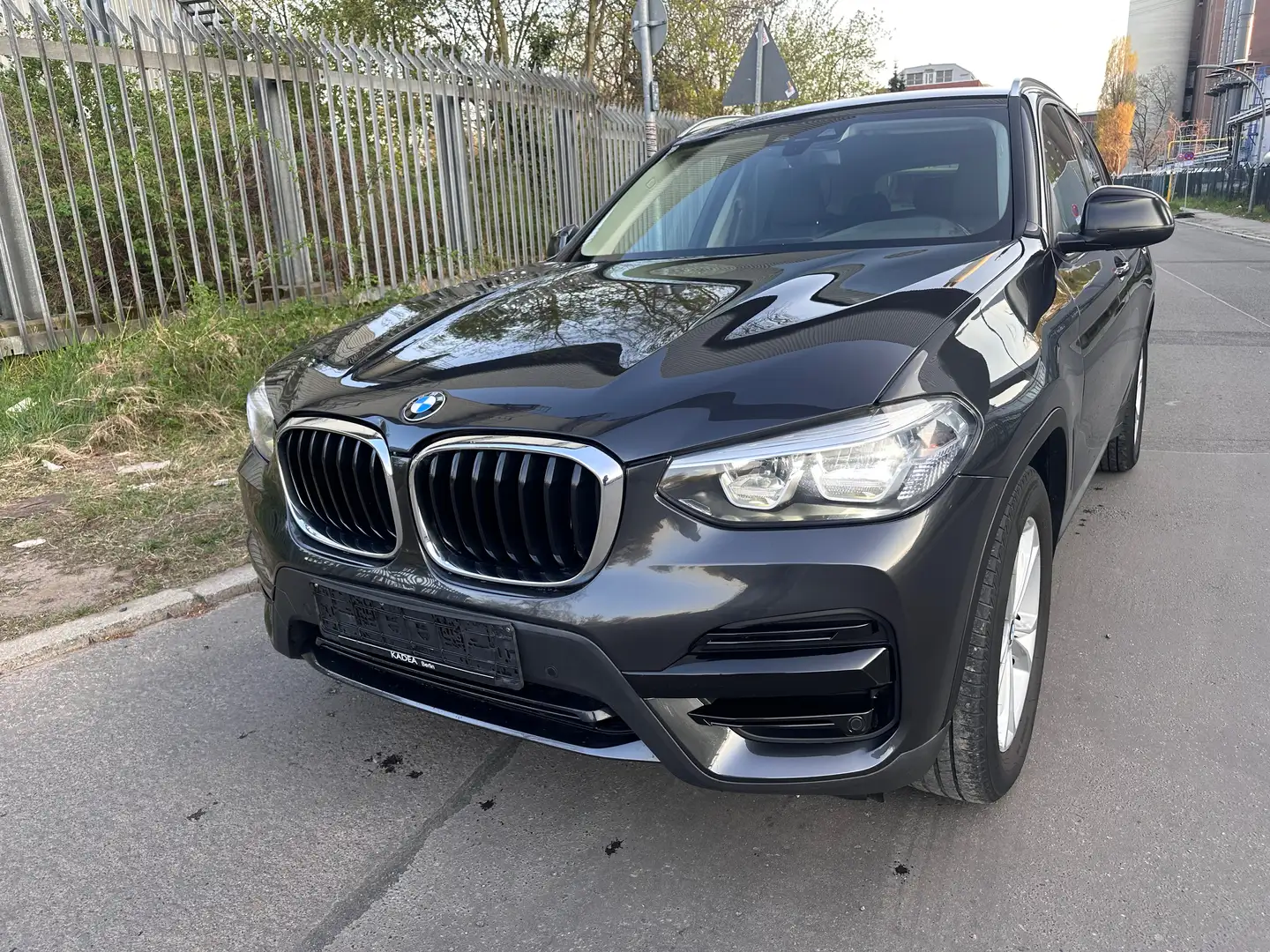BMW X3 xDrive 20 d Zwart - 2