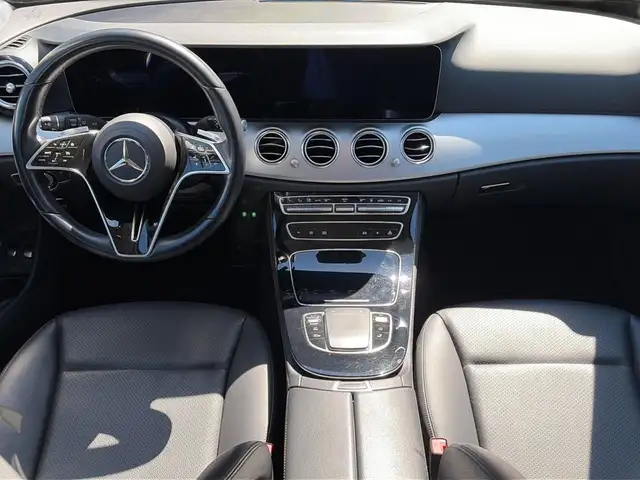 Mercedes-Benz 300 view 15