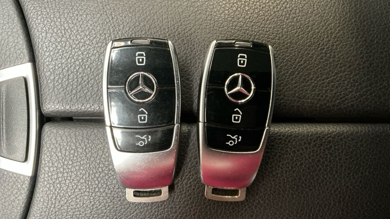 Mercedes-Benz E 300 e VollLeder*360*LED*DAB*Navitouch*AHK*Temp — photo 14