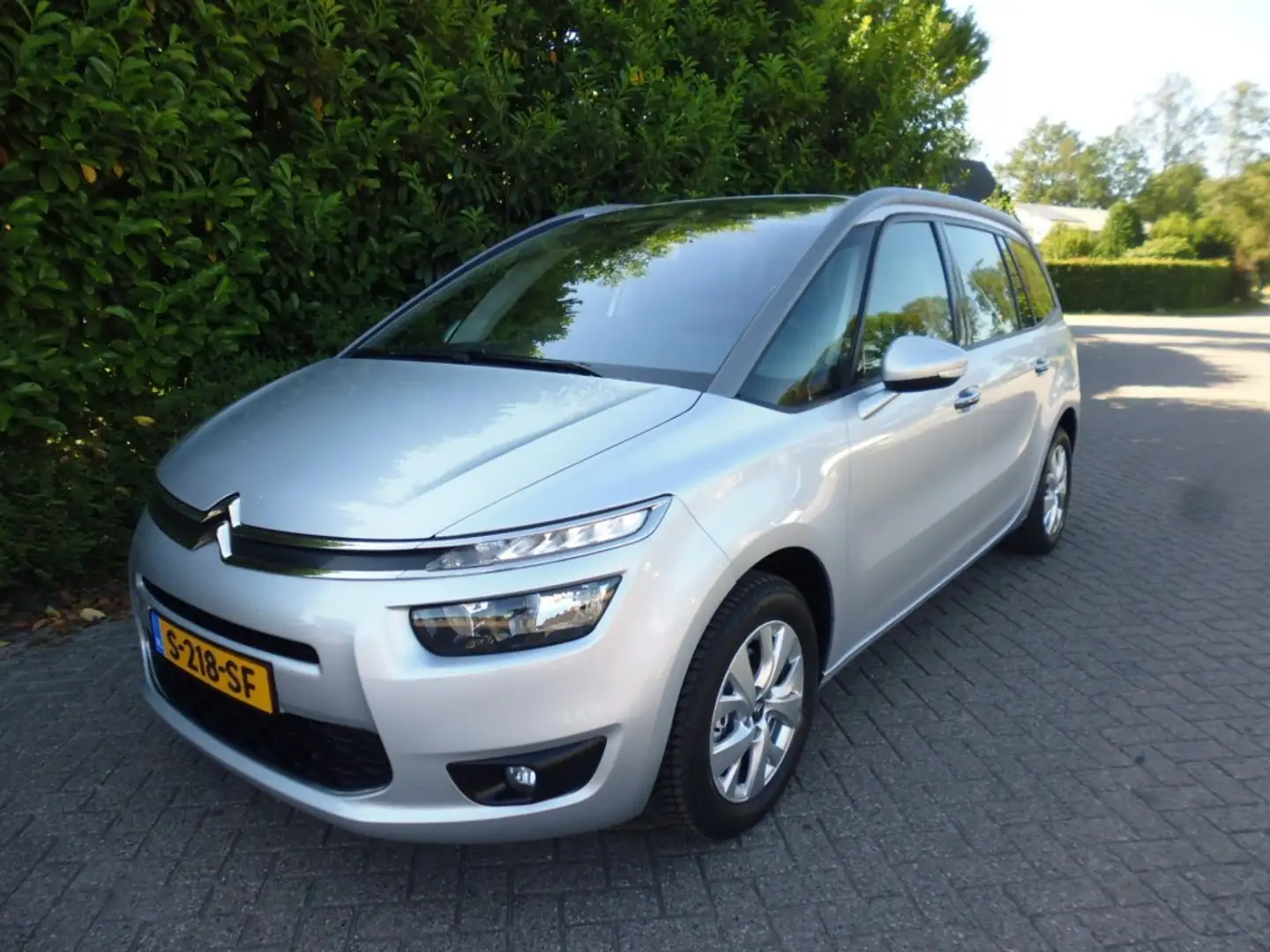 Citroen Grand C4 Picasso 1.2 Pure Tech Attraction 7 PERSOONS CRUISE NAVI CA Grey - 1