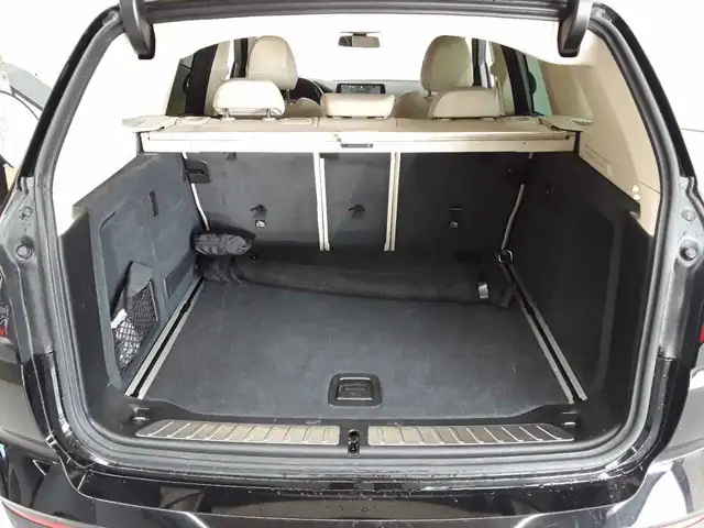 BMW X3 view 15