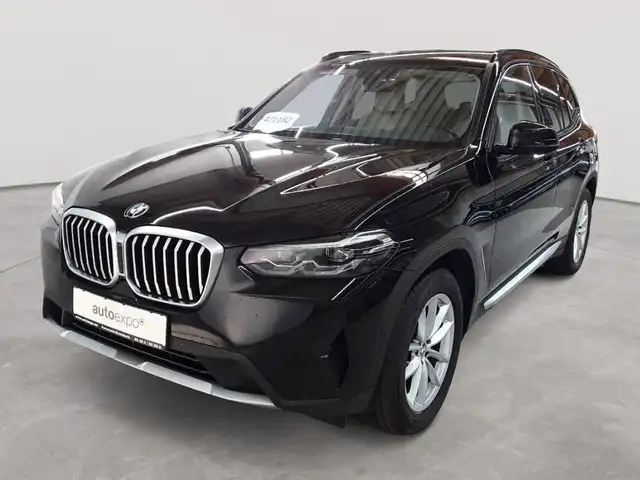 BMW X3 view 2