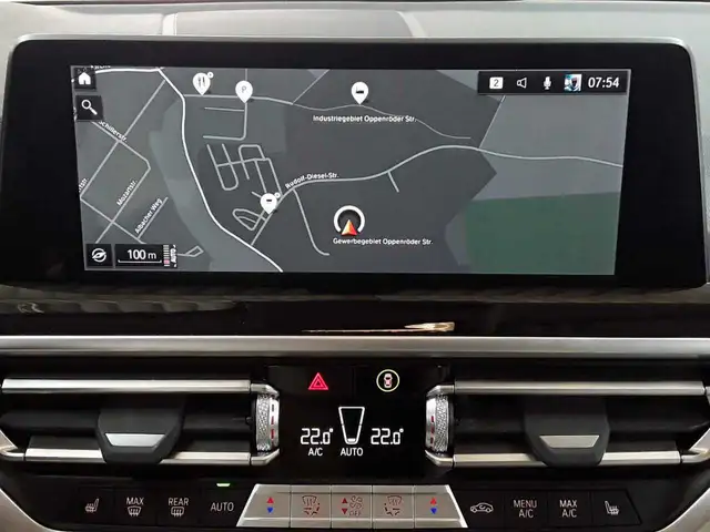 BMW X3 view 12